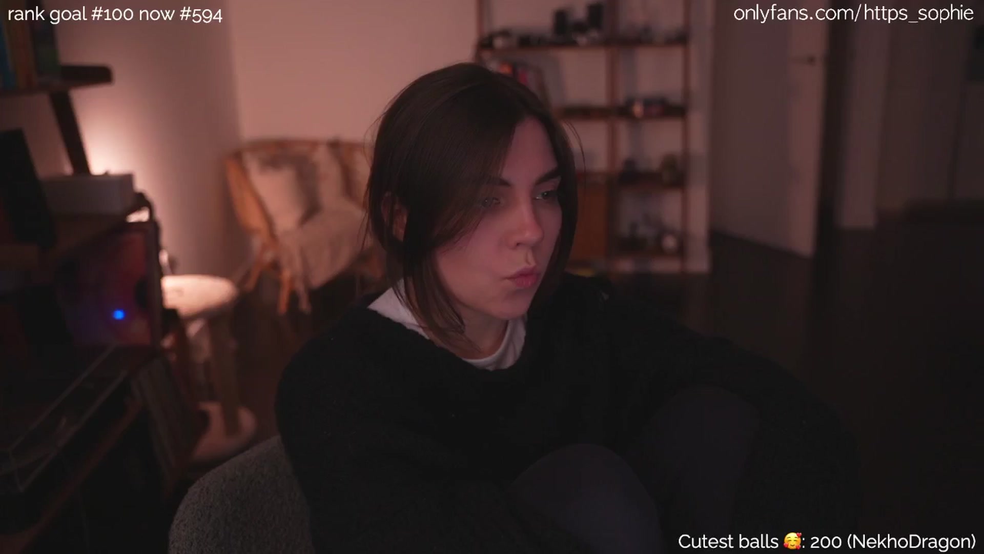 Gallery image thumbnail from bday_sophie's myfreecams stream on, 05/05/2024, 02:01 image 15 of 20