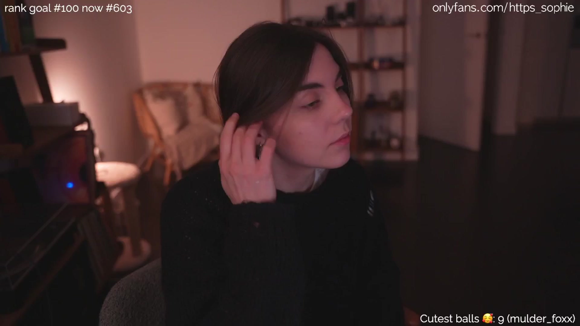Gallery image thumbnail from bday_sophie's myfreecams stream on, 05/05/2024, 02:01 image 10 of 20