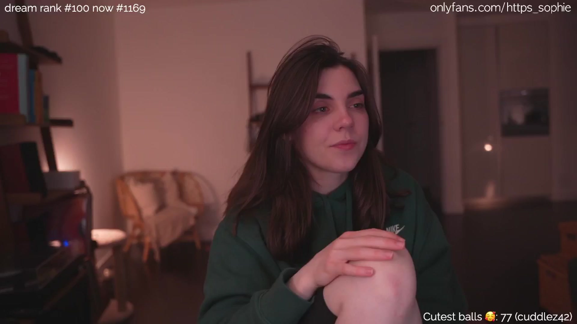 Gallery image thumbnail from bday_sophie's myfreecams stream on, 05/09/2024, 24:03 image 2 of 20