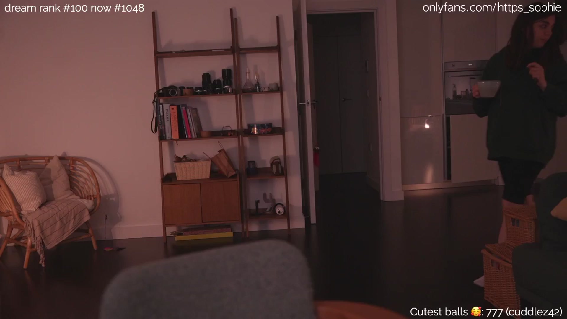 Gallery image thumbnail from bday_sophie's myfreecams stream on, 05/09/2024, 24:03 image 17 of 20