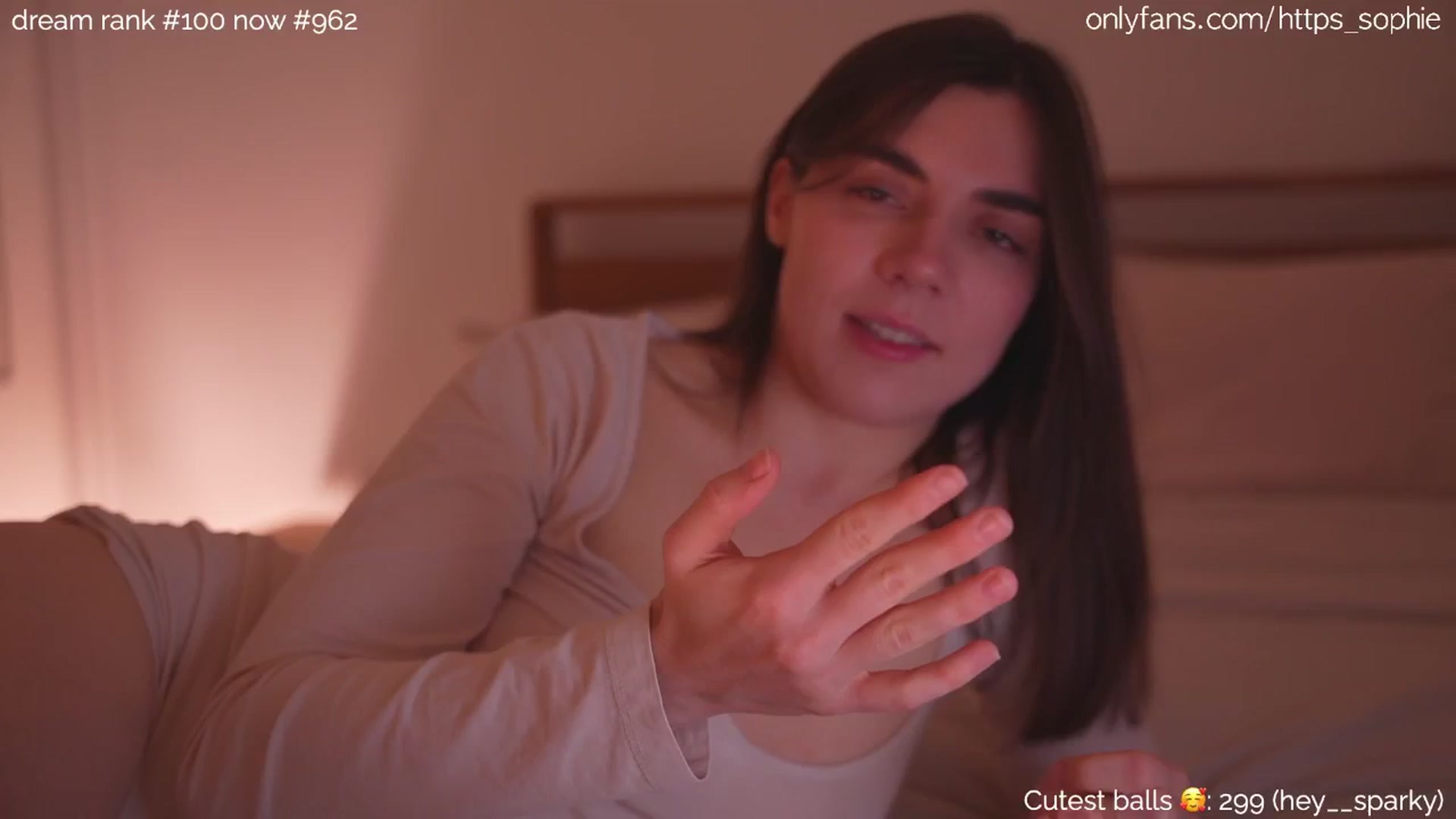 Gallery image thumbnail from bday_sophie's myfreecams stream on, 05/20/2024, 24:03 image 20 of 20