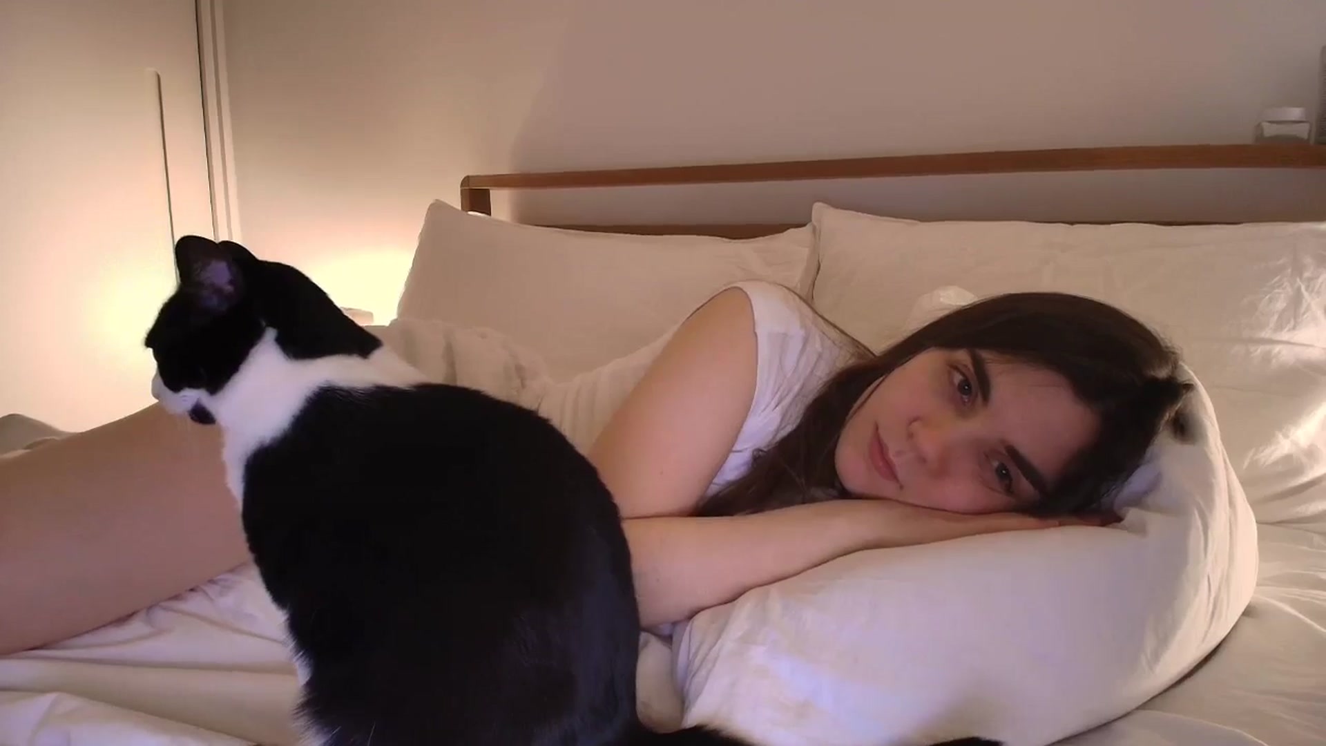 Gallery image thumbnail from bday_sophie's myfreecams stream on, 05/04/2025, 01:09 image 13 of 20