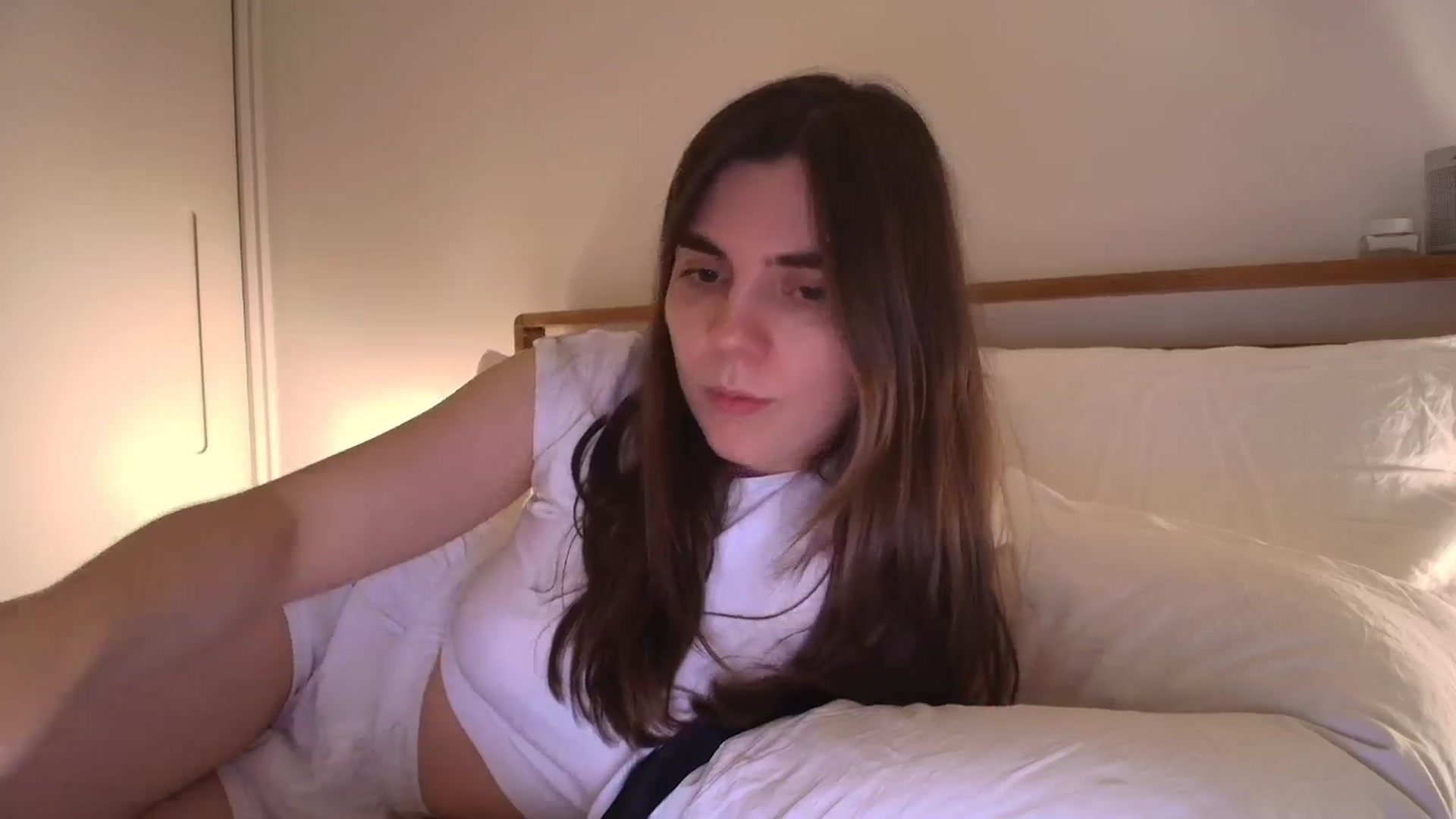 Gallery image thumbnail from bday_sophie's myfreecams stream on, 05/04/2025, 01:09 image 9 of 20