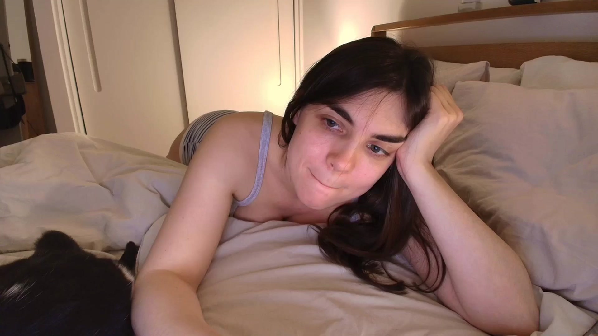 Gallery image thumbnail from bday_sophie's myfreecams stream on, 05/09/2025, 24:33 image 20 of 20