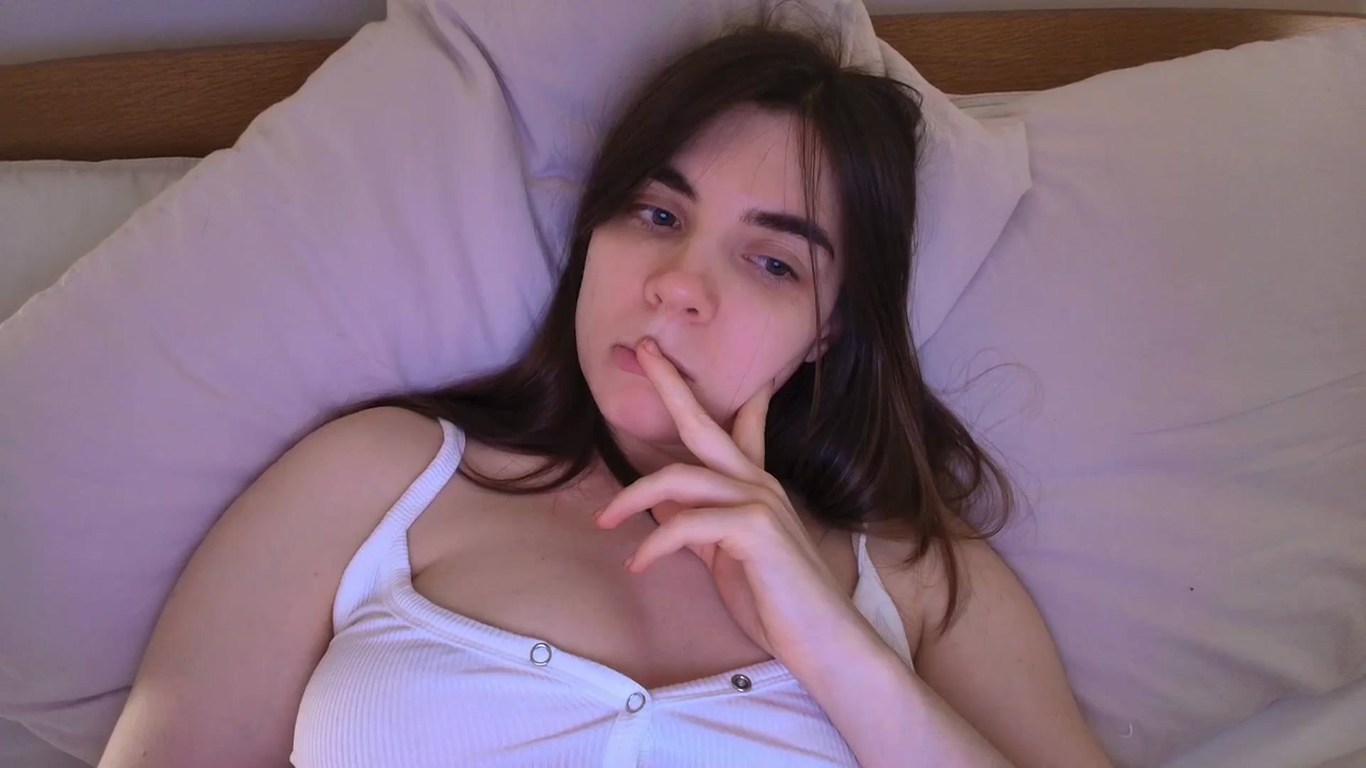 Gallery image thumbnail from bday_sophie's myfreecams stream on, 05/16/2025, 01:51 image 15 of 20