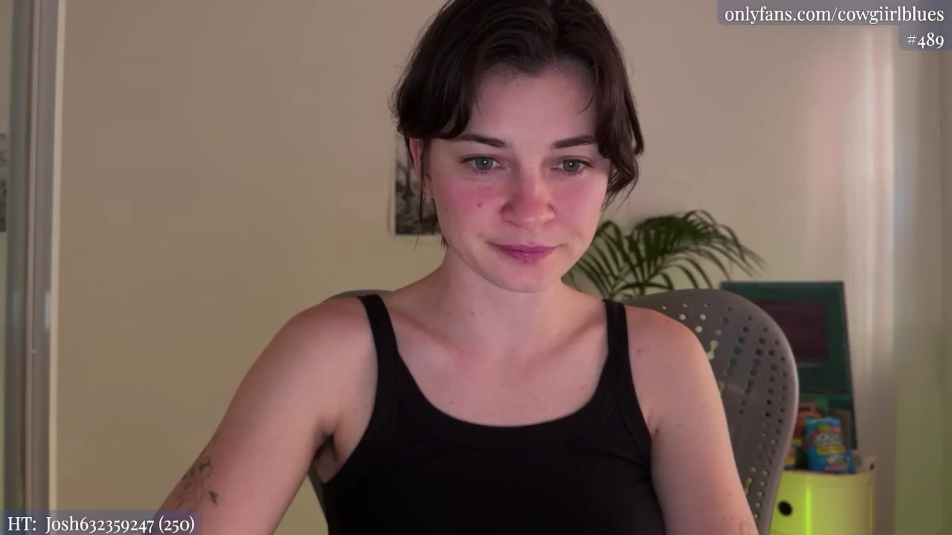 Gallery image thumbnail from bdayblues's myfreecams stream on, 05/26/2024, 05:37 image 6 of 20