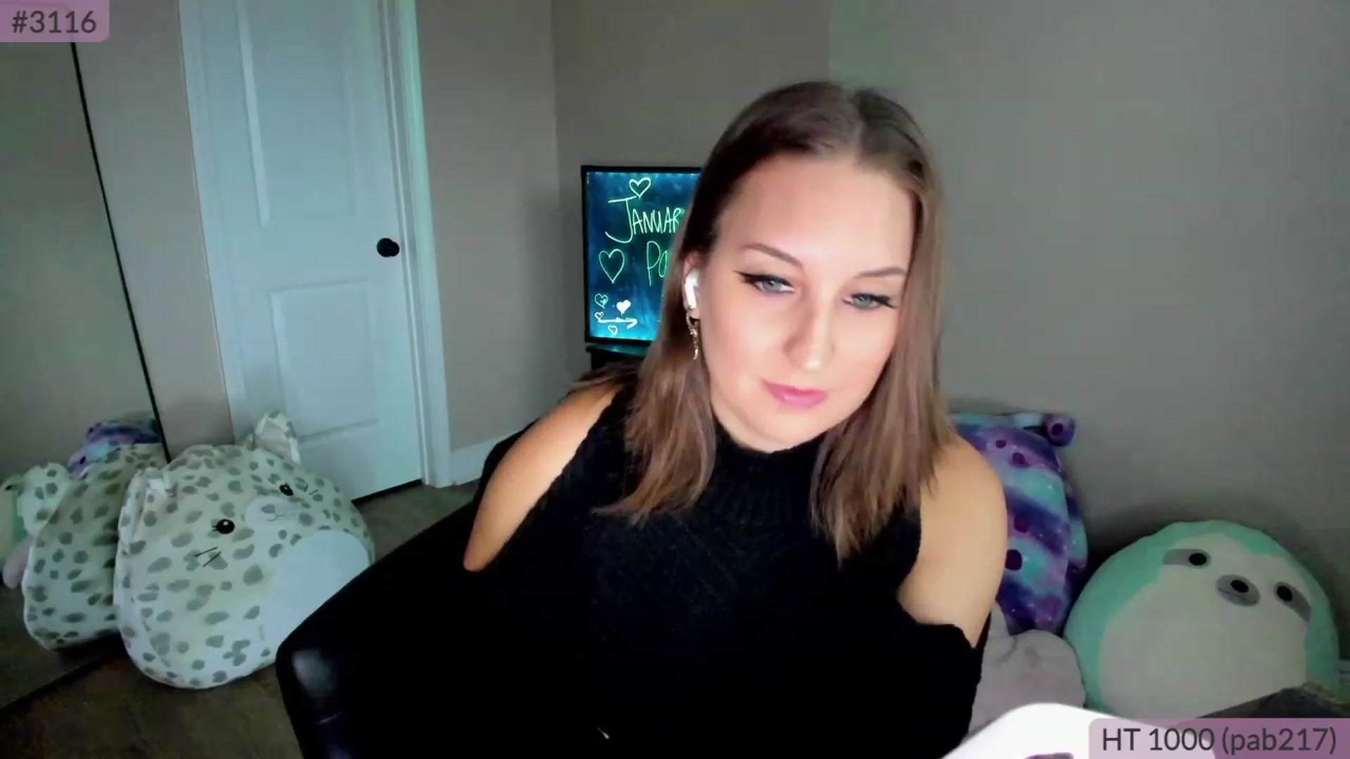 Gallery image thumbnail from bdaybrookie's myfreecams stream on, 01/08/2023, 23:11 image 15 of 20