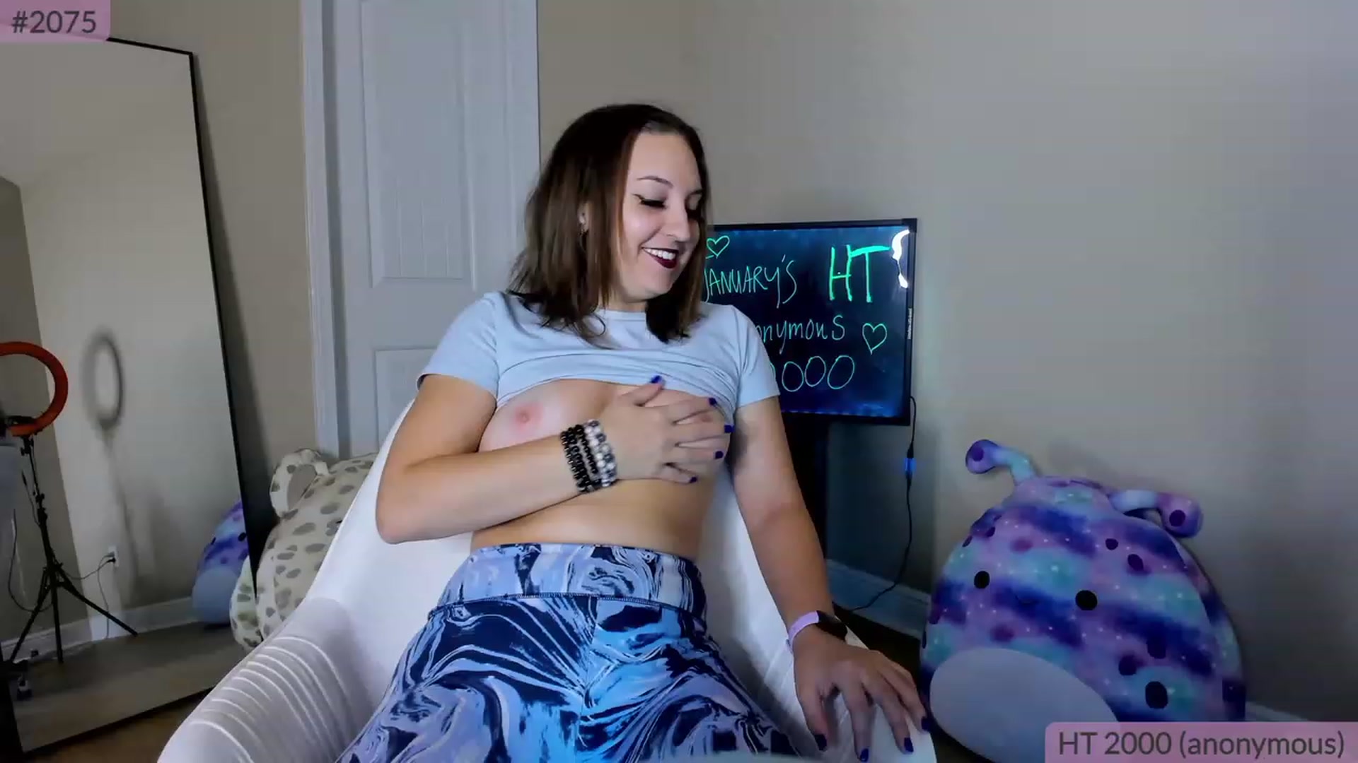 Gallery image thumbnail from bdaybrookie's myfreecams stream on, 01/19/2023, 24:25 image 2 of 20