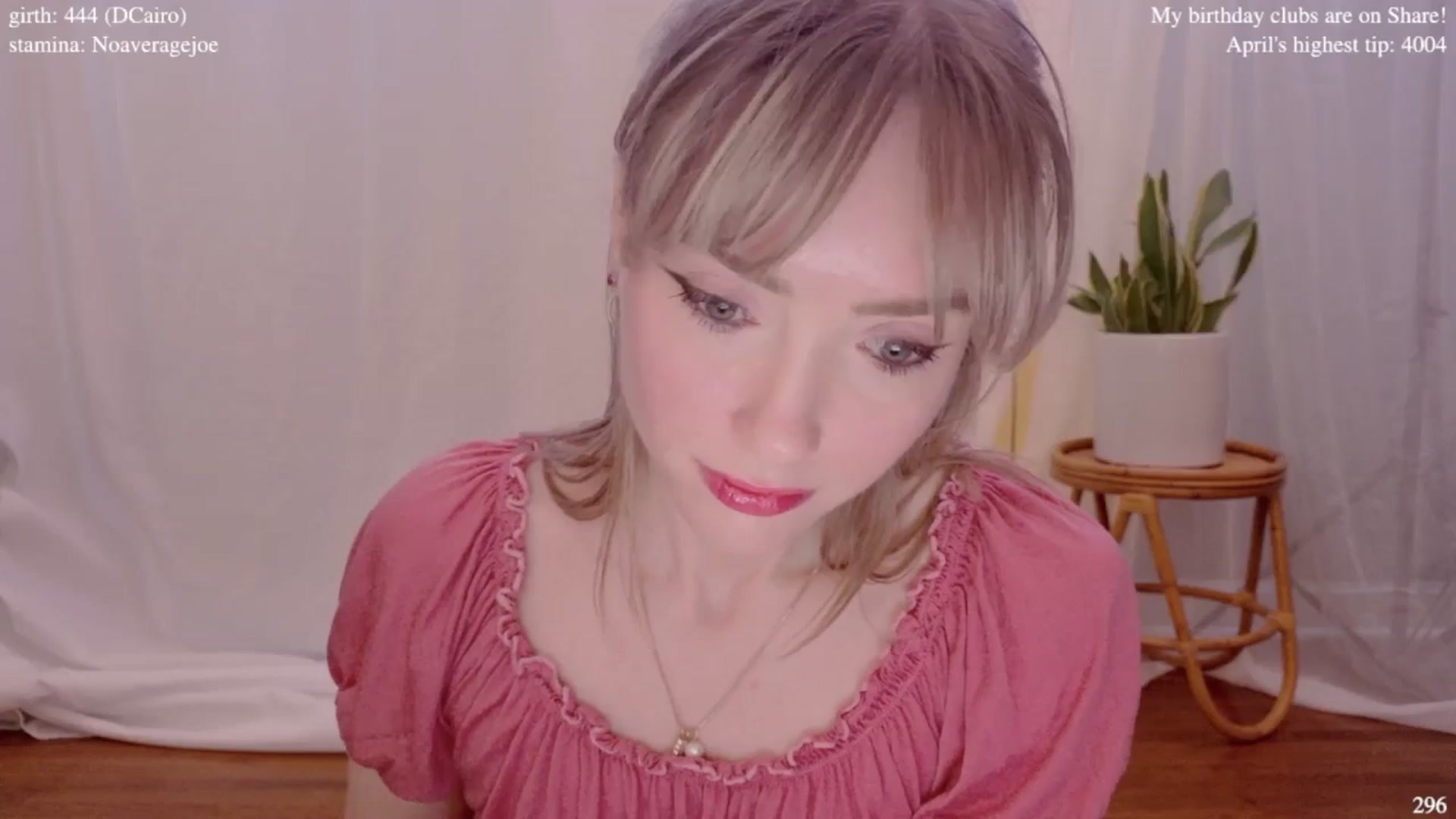Gallery image thumbnail from bdaycolette's myfreecams stream on, 04/02/2025, 20:12 image 9 of 20