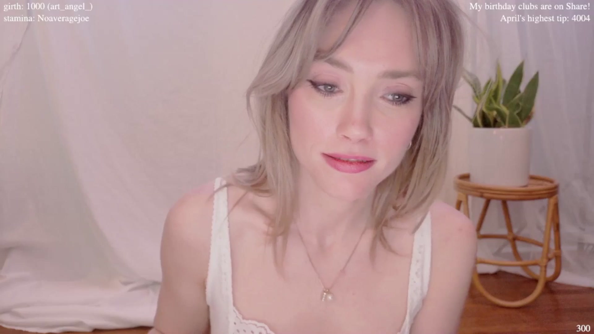 Gallery image thumbnail from bdaycolette's myfreecams stream on, 04/03/2025, 20:14 image 11 of 20