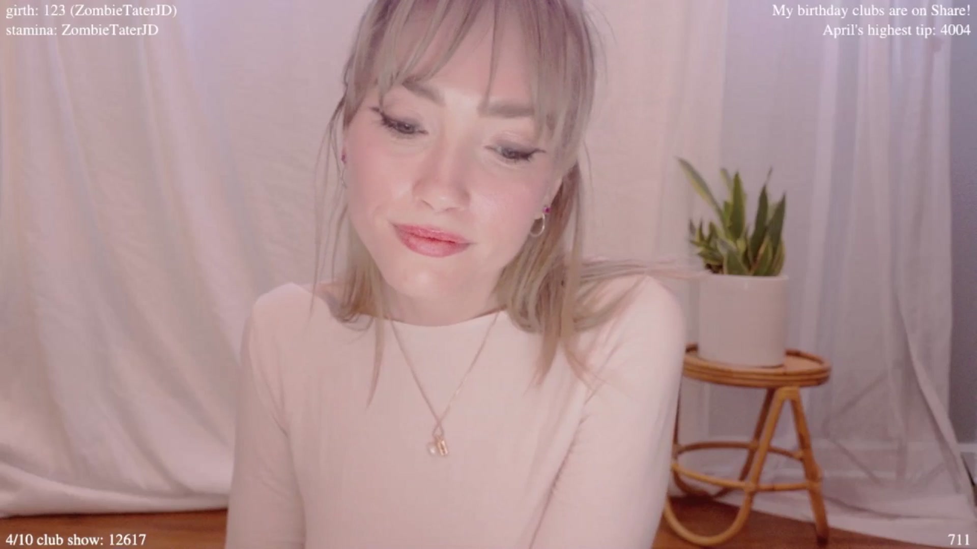 Gallery image thumbnail from bdaycolette's myfreecams stream on, 04/07/2025, 20:02 image 4 of 20