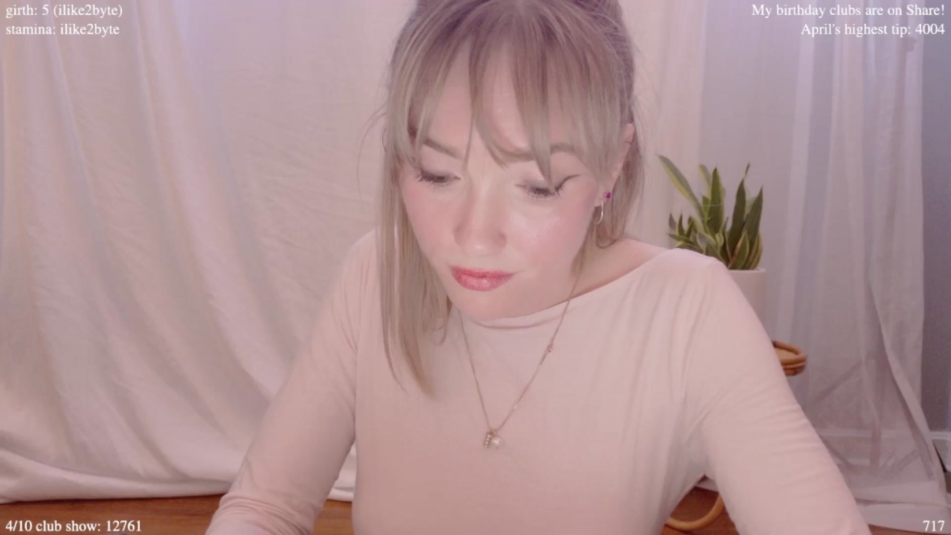 Gallery image thumbnail from bdaycolette's myfreecams stream on, 04/07/2025, 20:02 image 3 of 20
