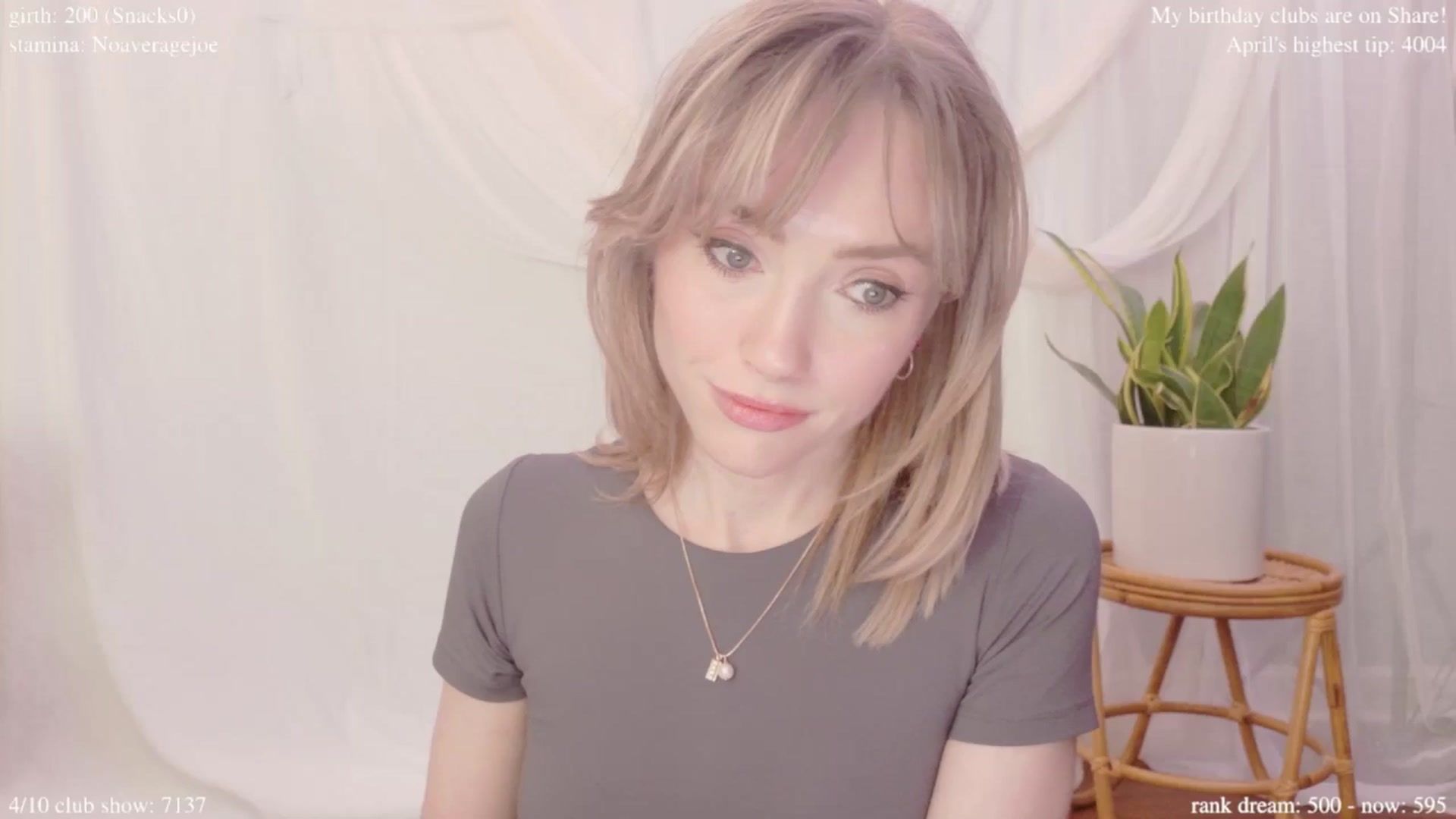 Gallery image thumbnail from bdaycolette's myfreecams stream on, 04/08/2025, 20:17 image 17 of 20