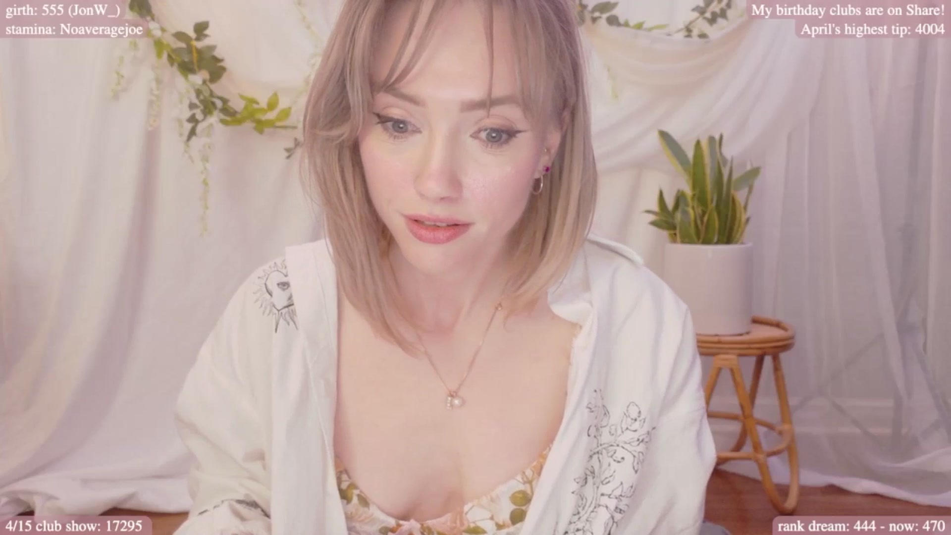 Gallery image thumbnail from bdaycolette's myfreecams stream on, 04/10/2025, 19:31 image 19 of 20