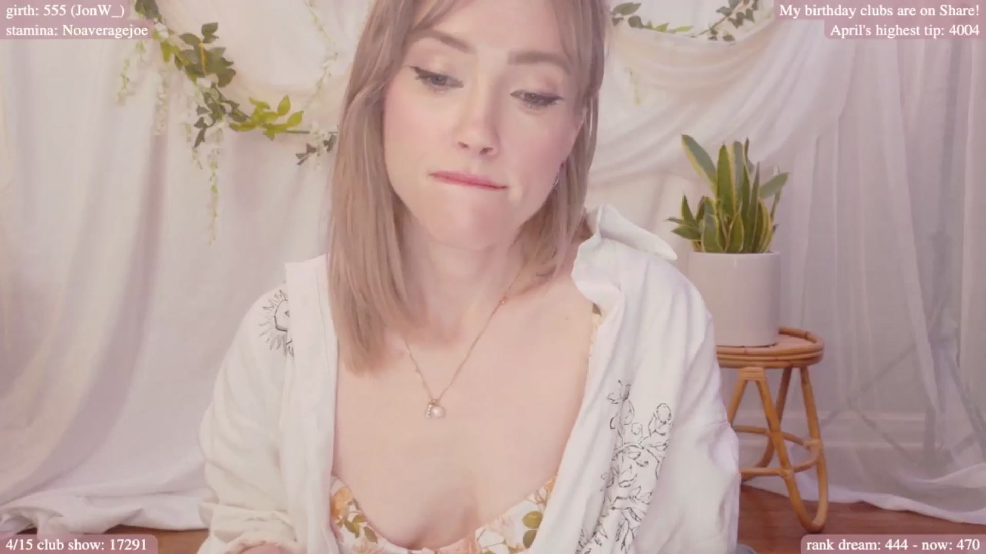 Gallery image thumbnail from bdaycolette's myfreecams stream on, 04/10/2025, 19:31 image 20 of 20