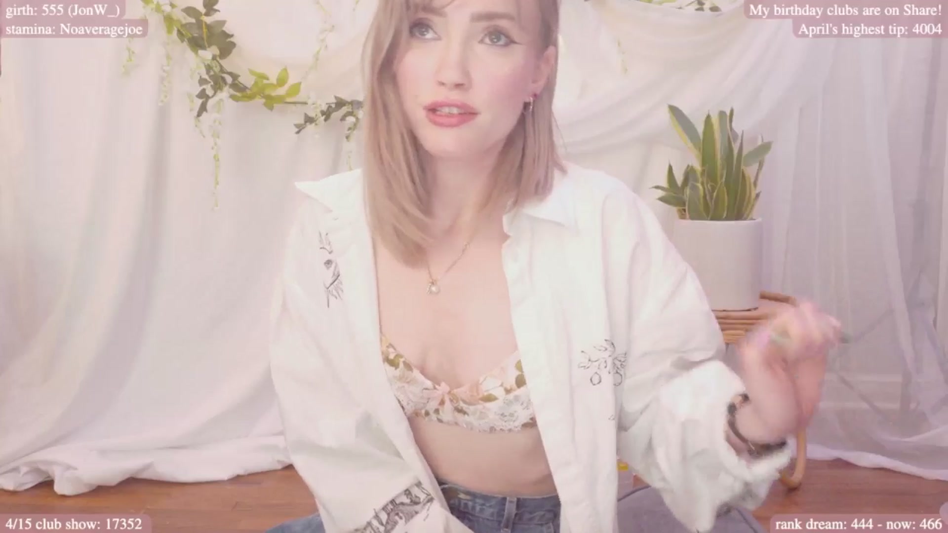 Gallery image thumbnail from bdaycolette's myfreecams stream on, 04/10/2025, 19:31 image 9 of 20