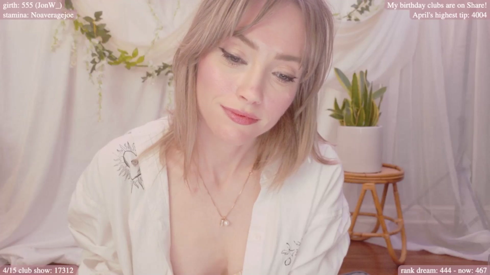 Gallery image thumbnail from bdaycolette's myfreecams stream on, 04/10/2025, 19:31 image 15 of 20