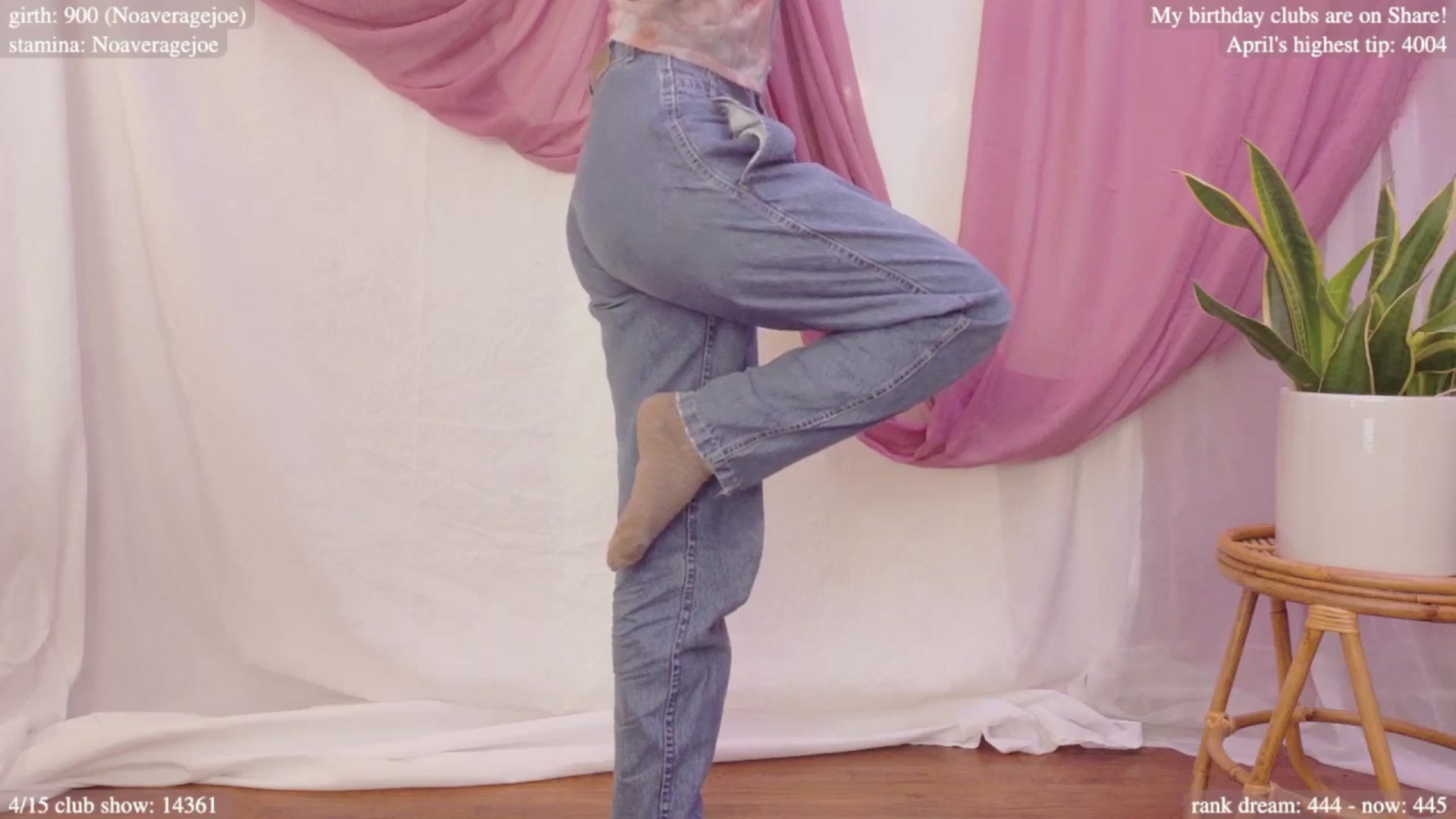 Gallery image thumbnail from bdaycolette's myfreecams stream on, 04/11/2025, 20:18 image 7 of 20