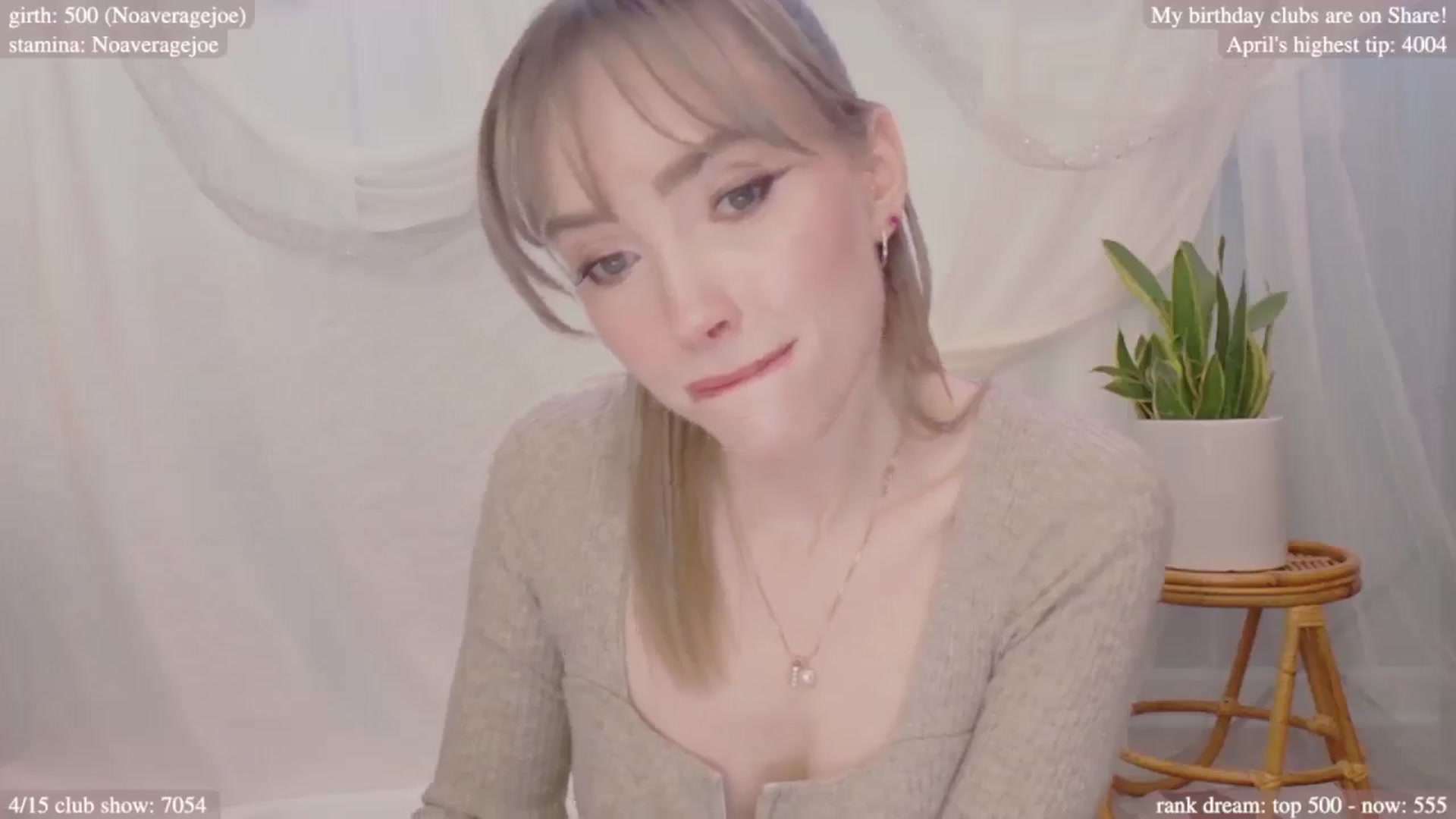 Gallery image thumbnail from bdaycolette's myfreecams stream on, 04/15/2025, 19:24 image 6 of 20