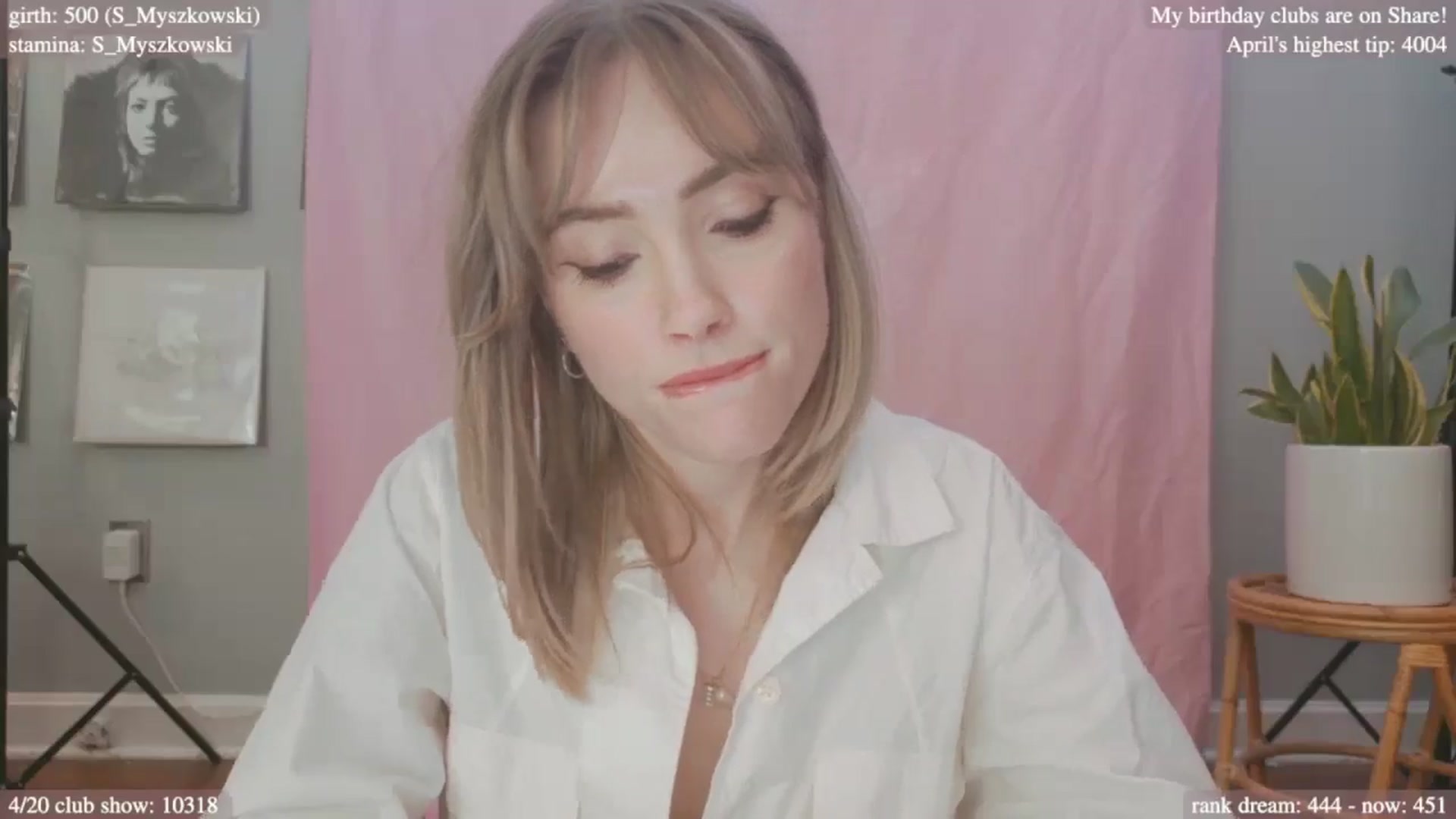 Gallery image thumbnail from bdaycolette's myfreecams stream on, 04/16/2025, 19:35 image 18 of 20