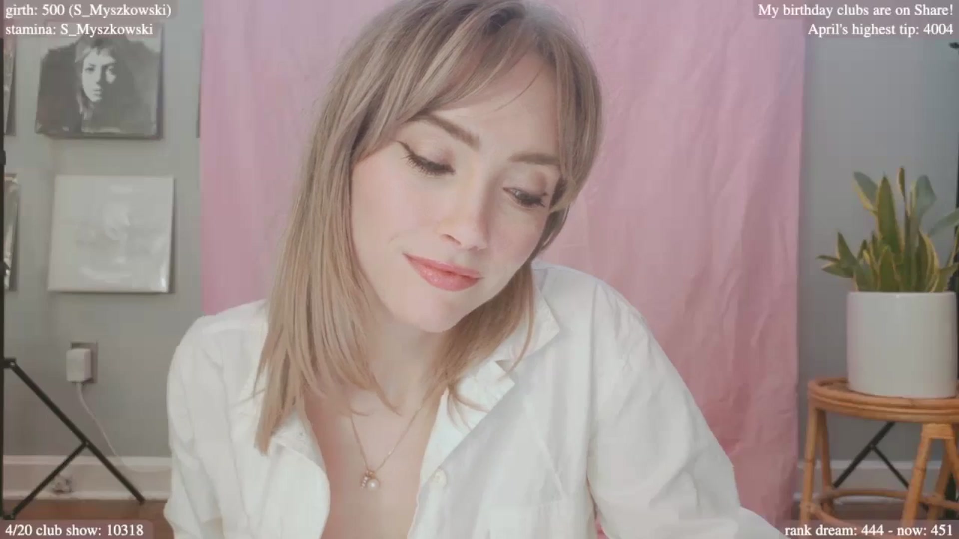 Gallery image thumbnail from bdaycolette's myfreecams stream on, 04/16/2025, 19:35 image 19 of 20