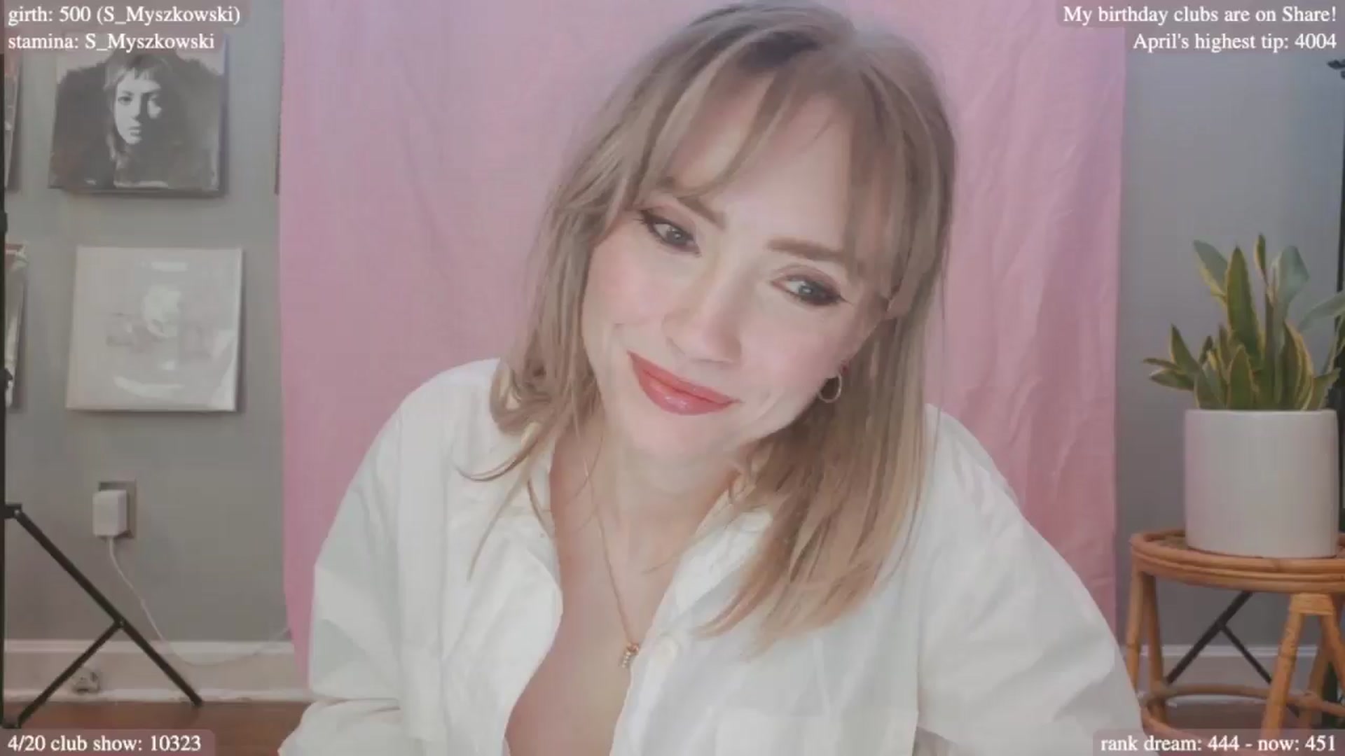 Gallery image thumbnail from bdaycolette's myfreecams stream on, 04/16/2025, 19:35 image 14 of 20