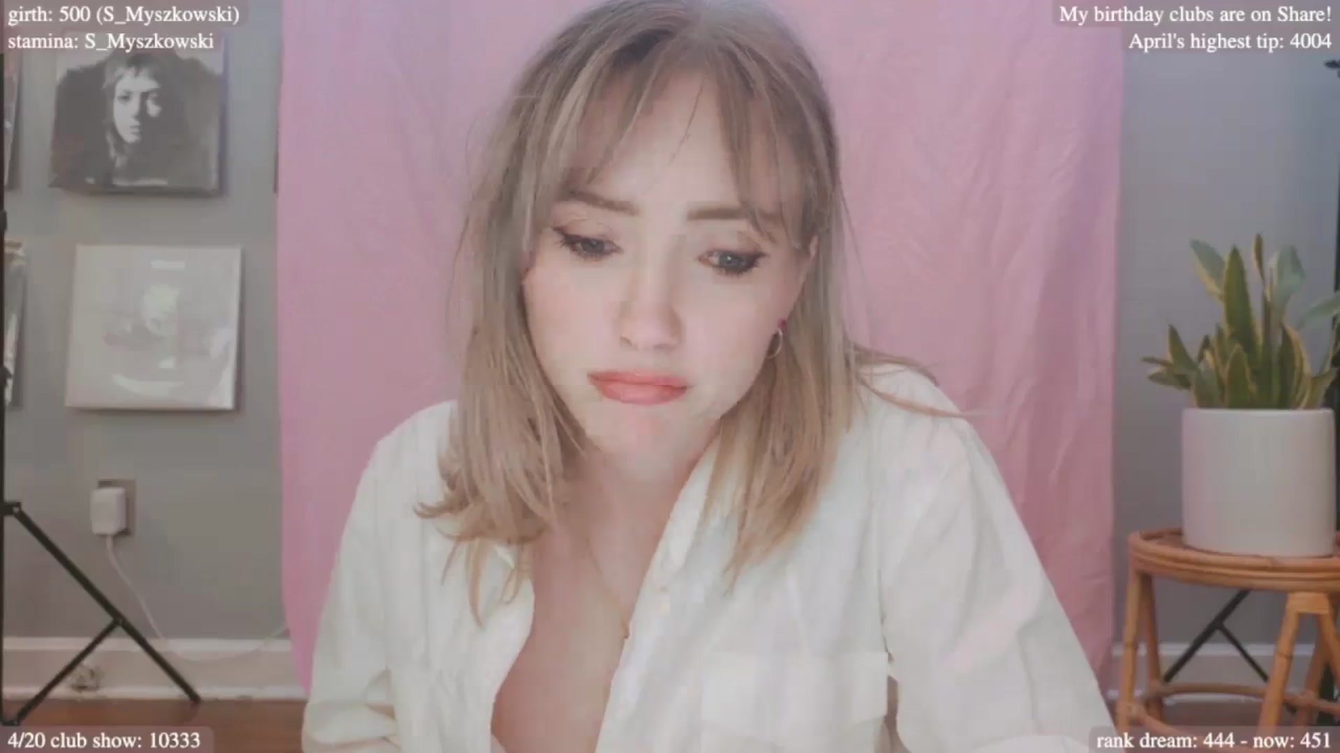 Gallery image thumbnail from bdaycolette's myfreecams stream on, 04/16/2025, 19:35 image 12 of 20