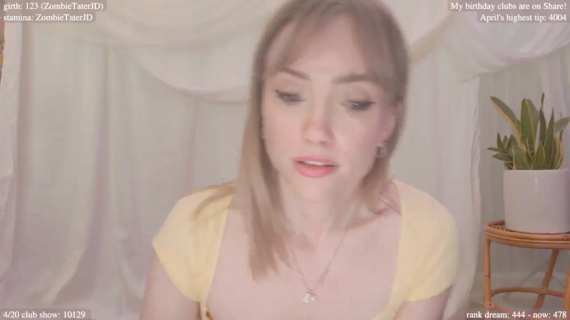 Gallery image thumbnail from bdaycolette's myfreecams stream on, 04/17/2025, 19:27 image 8 of 20