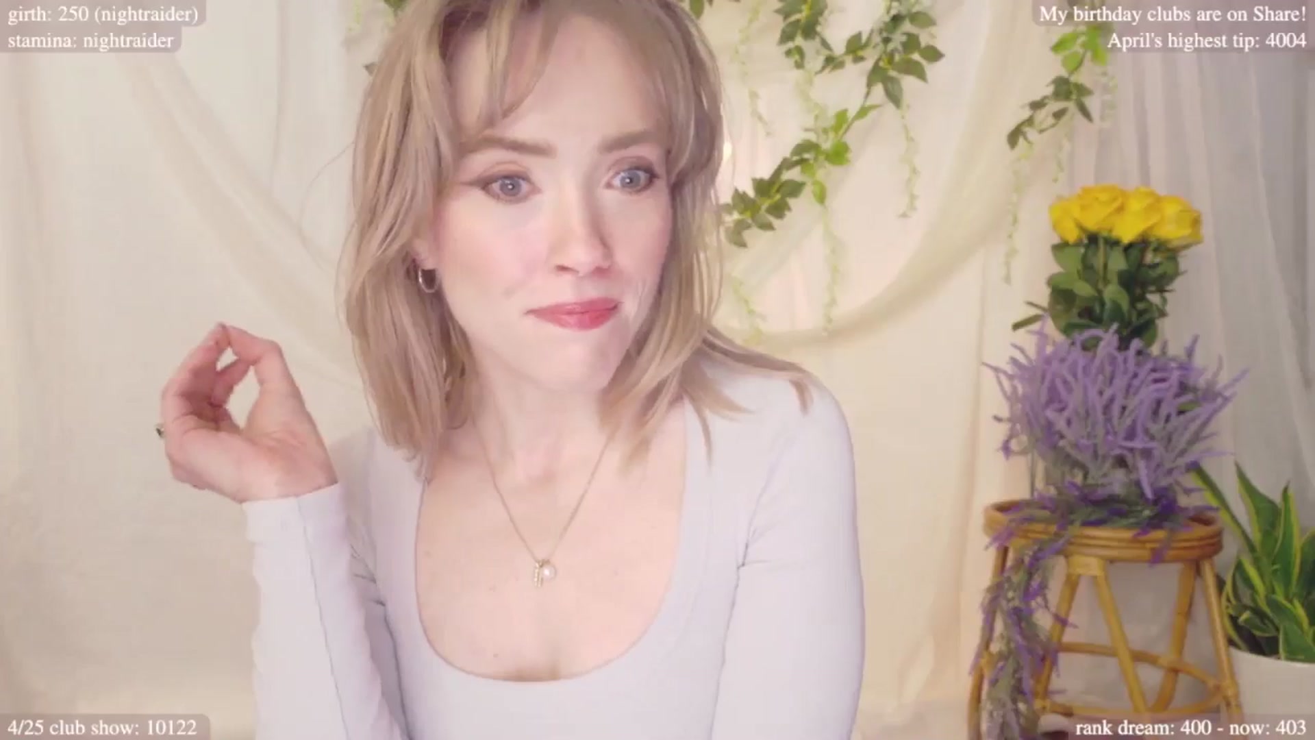 Gallery image thumbnail from bdaycolette's myfreecams stream on, 04/21/2025, 17:14 image 8 of 20