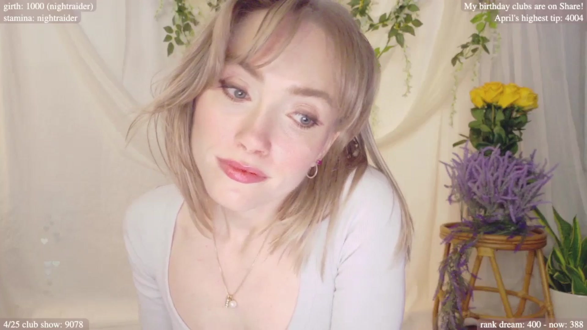 Gallery image thumbnail from bdaycolette's myfreecams stream on, 04/21/2025, 17:14 image 16 of 20