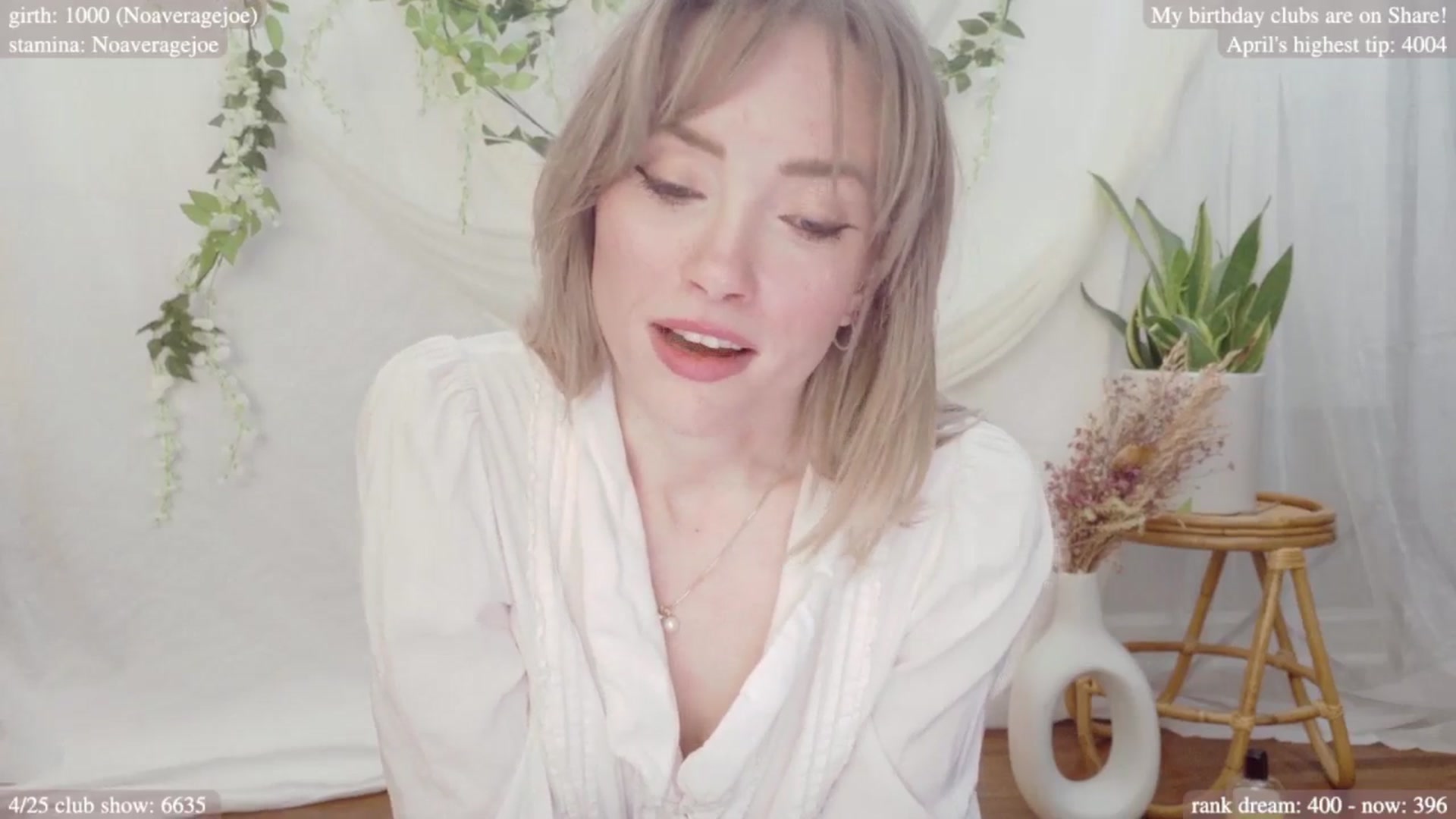Gallery image thumbnail from bdaycolette's myfreecams stream on, 04/22/2025, 20:02 image 6 of 20