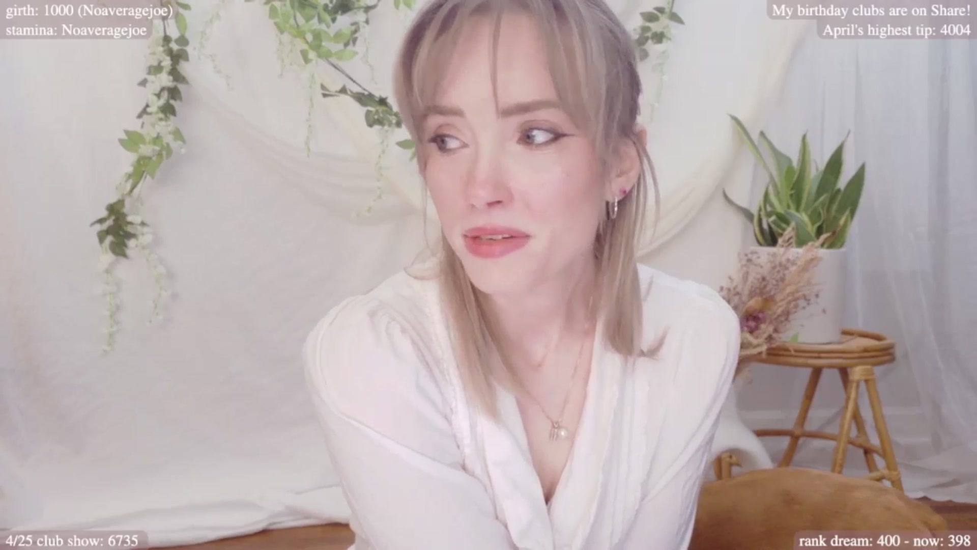 Gallery image thumbnail from bdaycolette's myfreecams stream on, 04/22/2025, 20:02 image 5 of 20