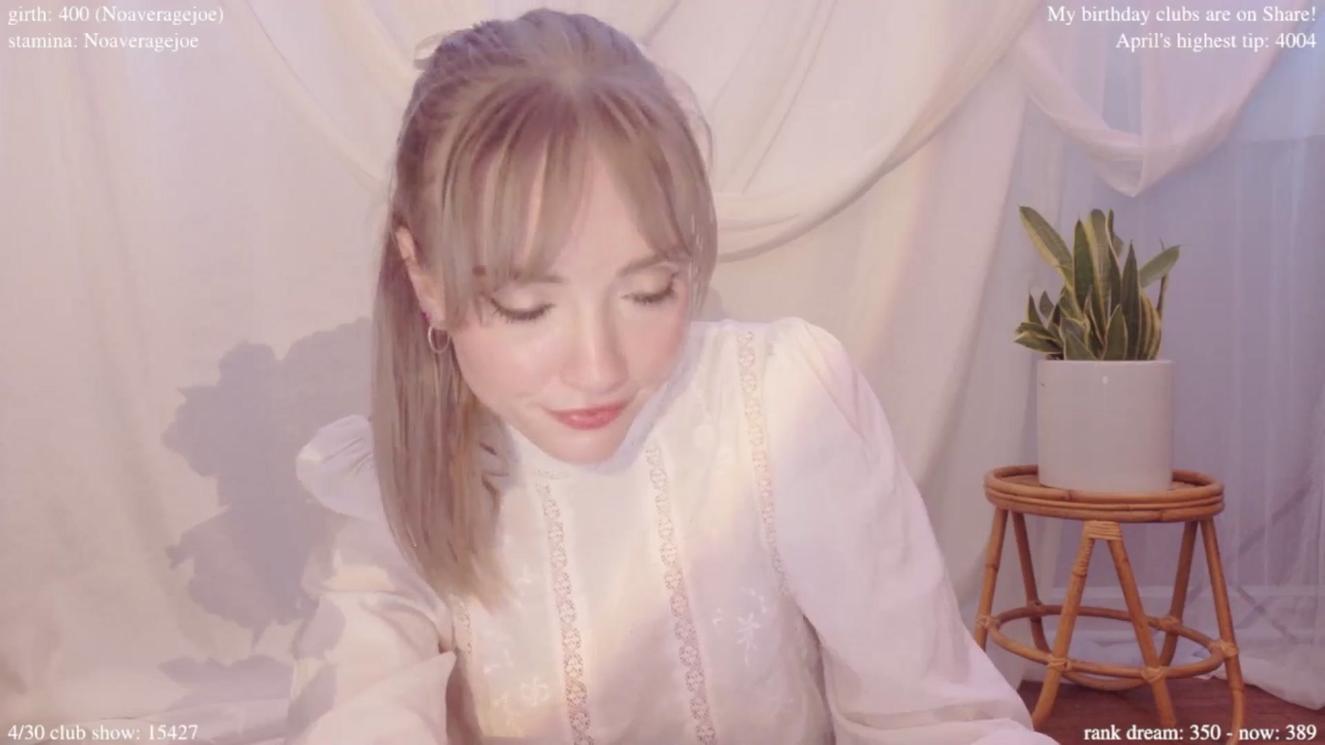 Gallery image thumbnail from bdaycolette's myfreecams stream on, 04/24/2025, 19:50 image 16 of 20