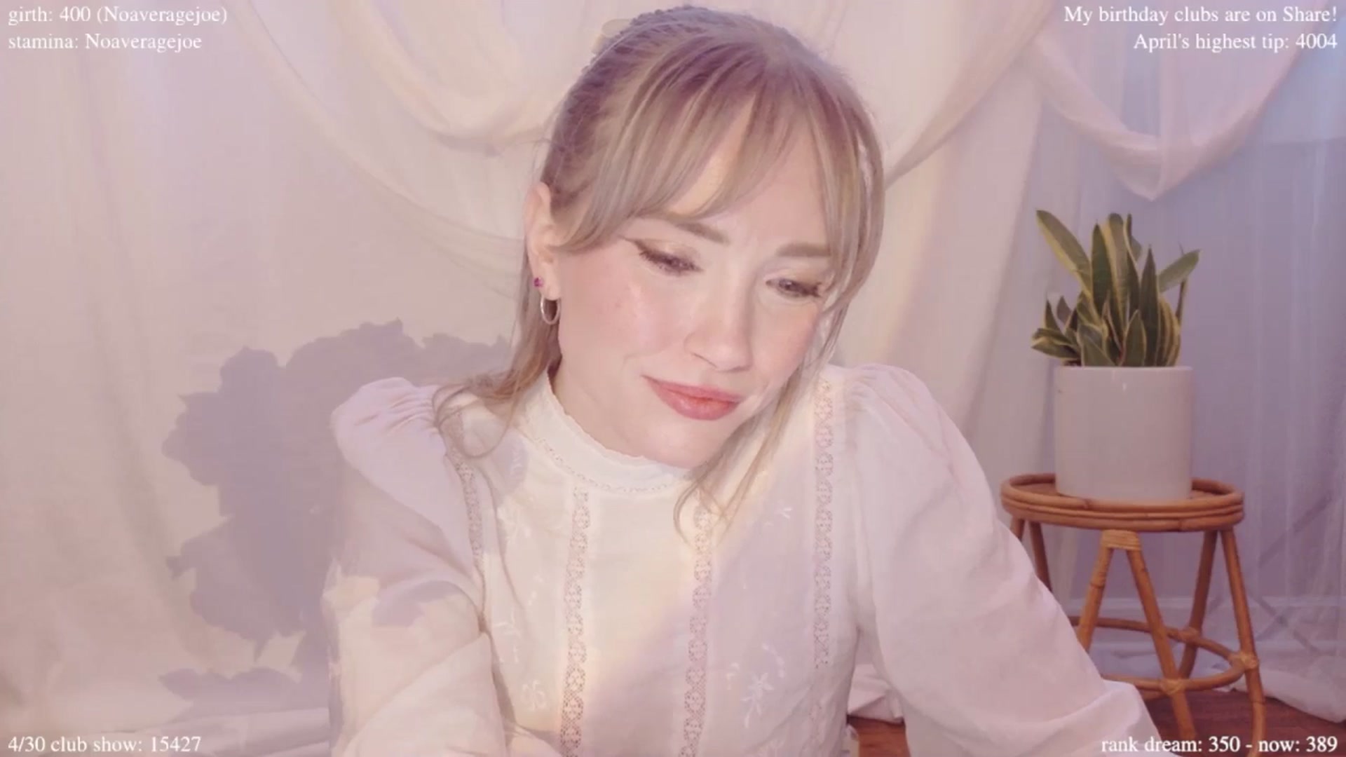 Gallery image thumbnail from bdaycolette's myfreecams stream on, 04/24/2025, 19:50 image 18 of 20