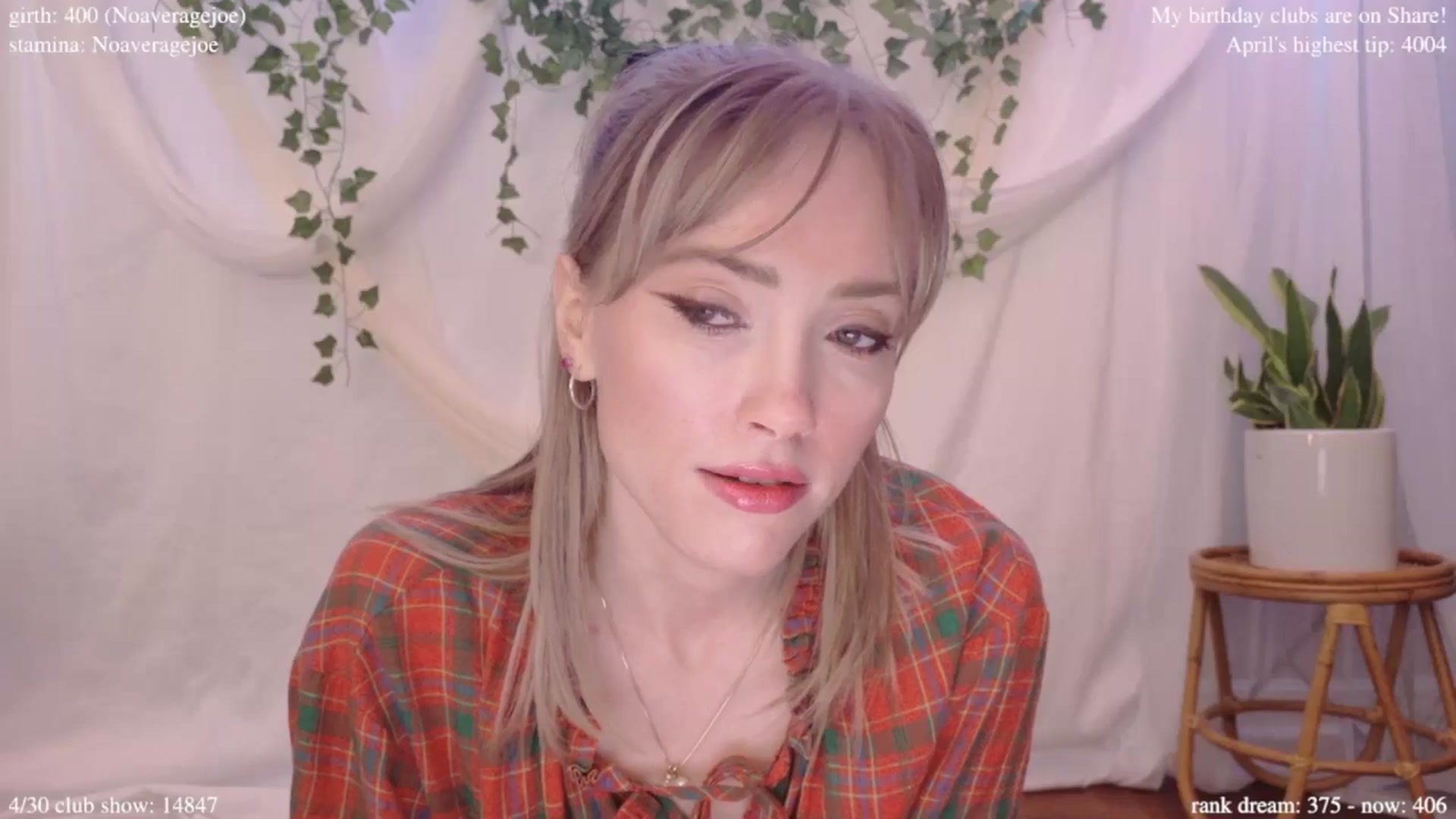 Gallery image thumbnail from bdaycolette's myfreecams stream on, 04/25/2025, 19:46 image 3 of 20