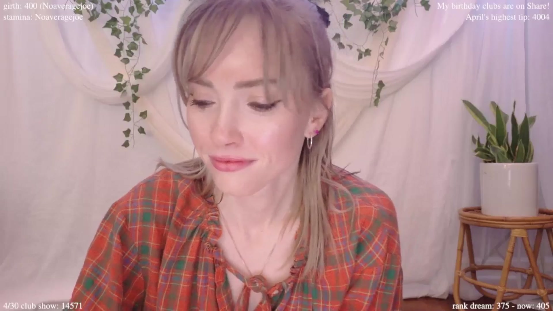 Gallery image thumbnail from bdaycolette's myfreecams stream on, 04/25/2025, 19:46 image 7 of 20