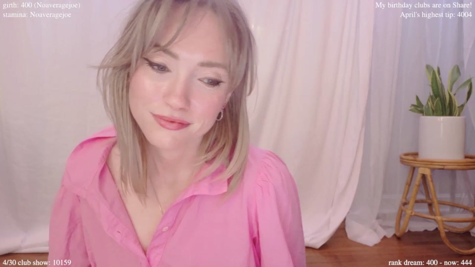 Gallery image thumbnail from bdaycolette's myfreecams stream on, 04/28/2025, 19:57 image 15 of 20