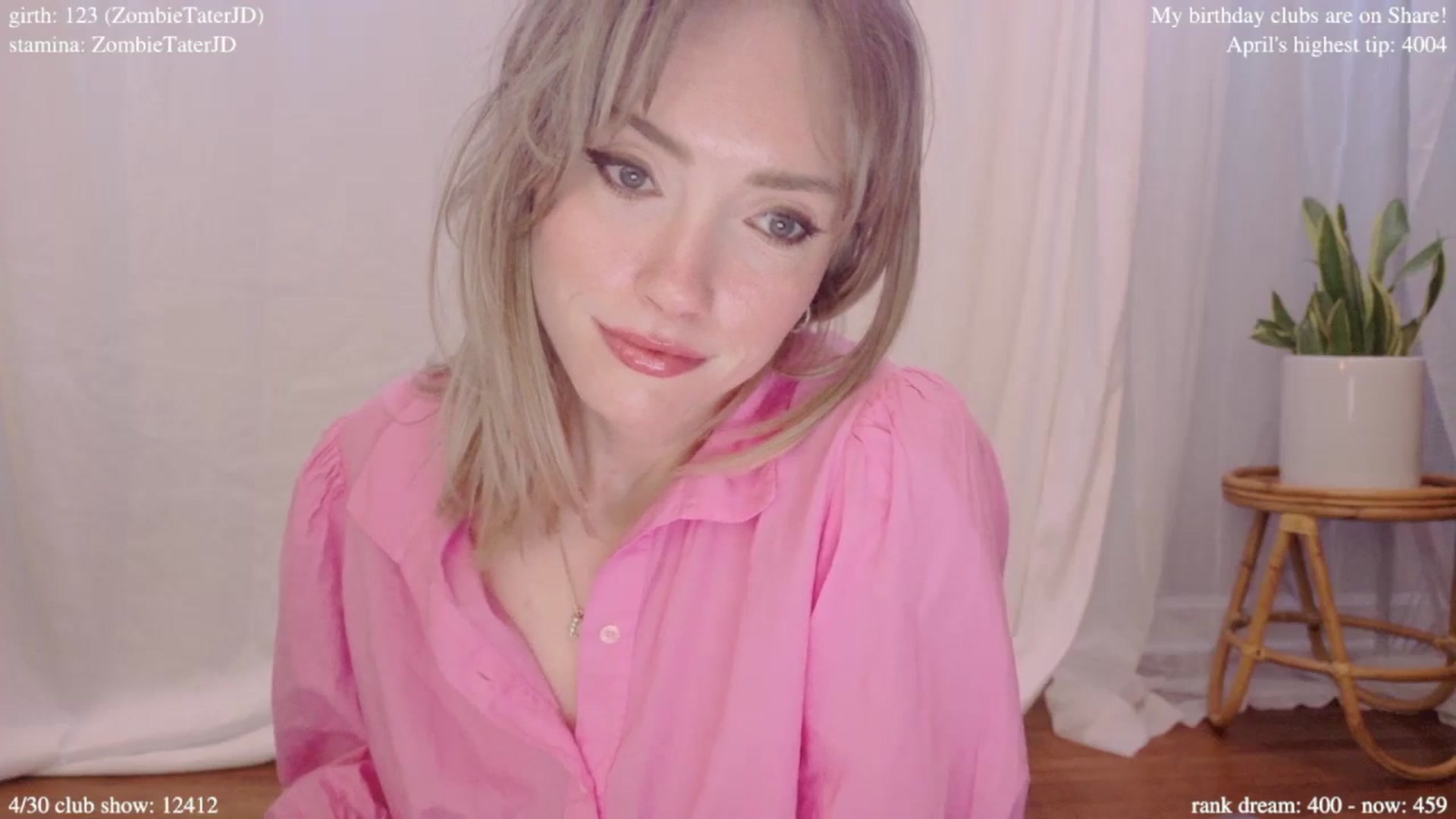 Gallery image thumbnail from bdaycolette's myfreecams stream on, 04/28/2025, 19:57 image 7 of 20