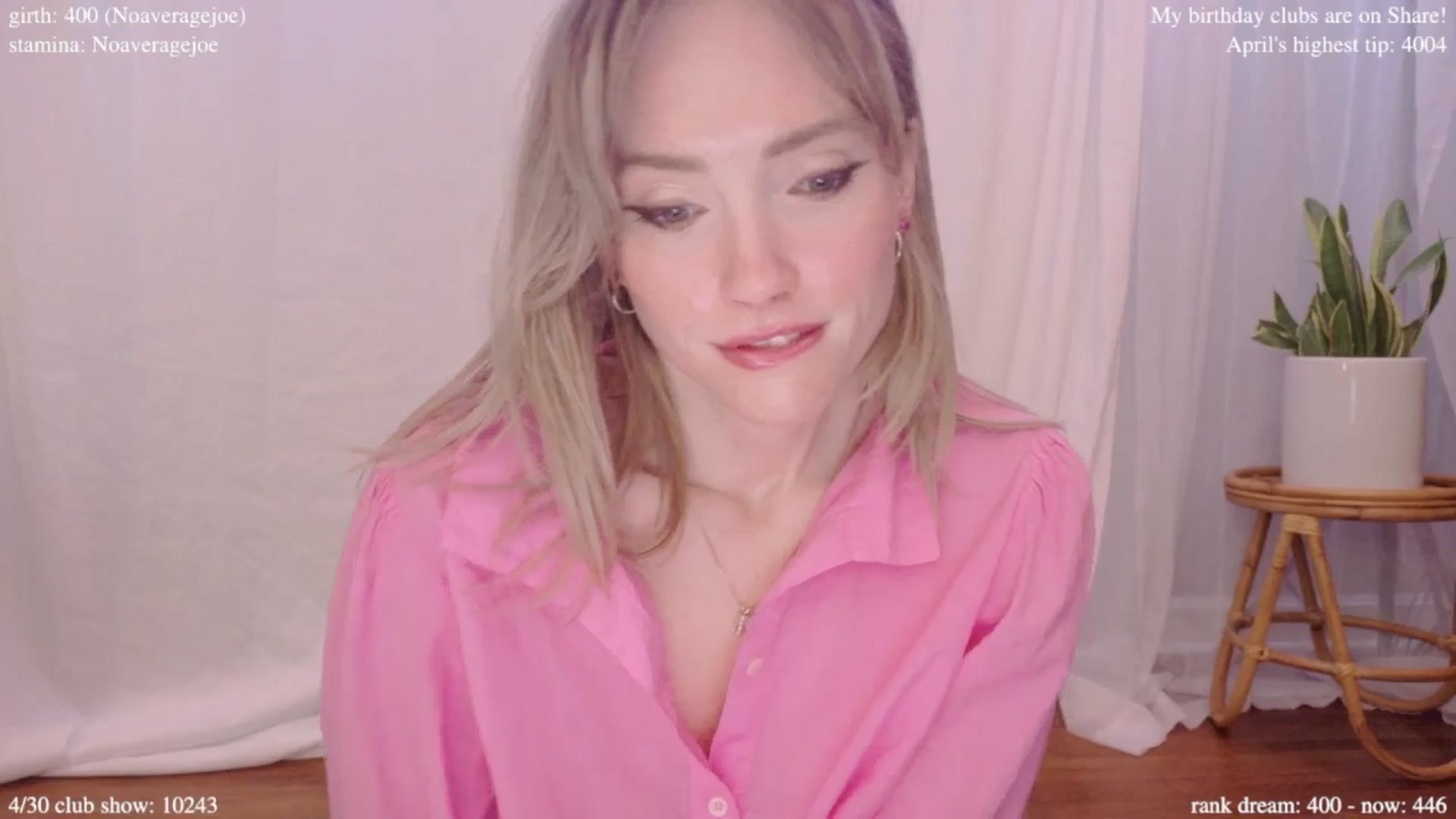 Gallery image thumbnail from bdaycolette's myfreecams stream on, 04/28/2025, 19:57 image 13 of 20