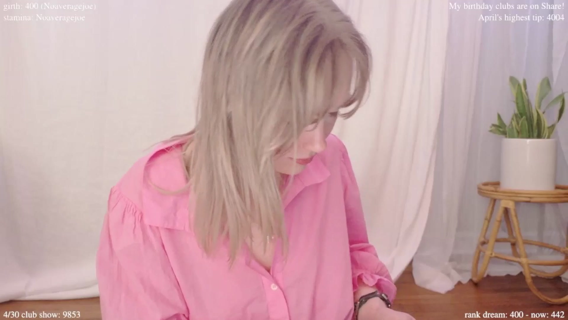 Gallery image thumbnail from bdaycolette's myfreecams stream on, 04/28/2025, 19:57 image 18 of 20