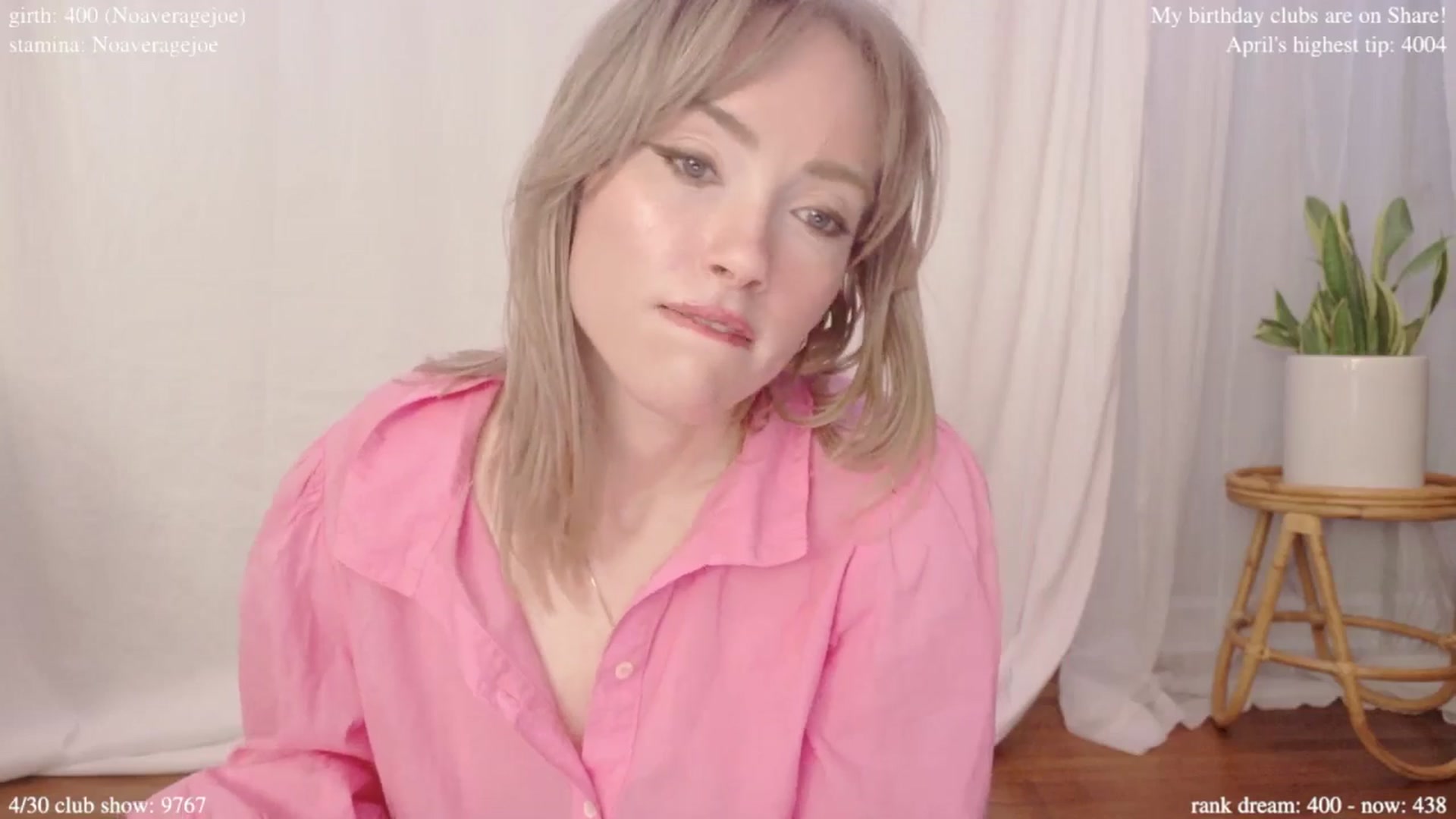 Gallery image thumbnail from bdaycolette's myfreecams stream on, 04/28/2025, 20:02 image 5 of 20