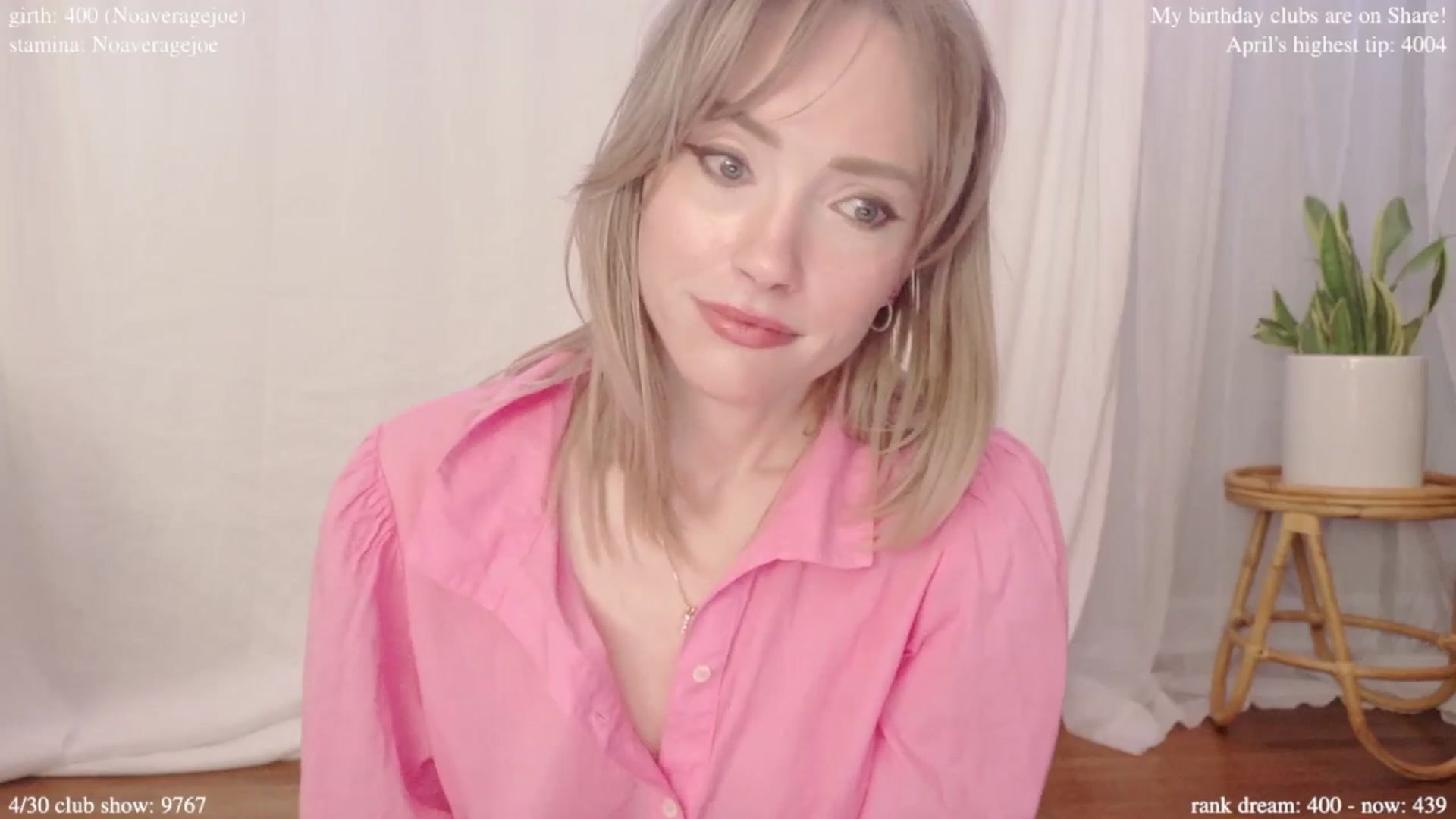 Gallery image thumbnail from bdaycolette's myfreecams stream on, 04/28/2025, 20:02 image 4 of 20