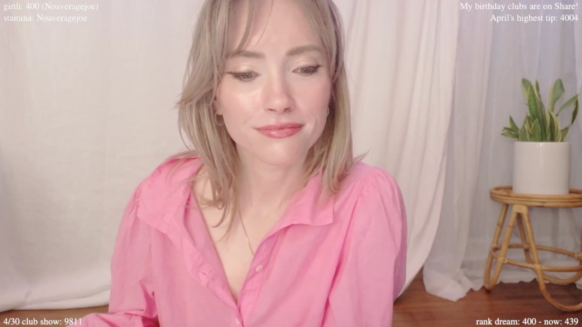 Gallery image thumbnail from bdaycolette's myfreecams stream on, 04/28/2025, 20:02 image 3 of 20