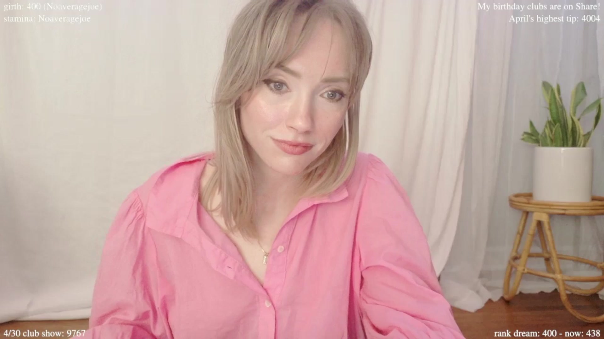 Gallery image thumbnail from bdaycolette's myfreecams stream on, 04/28/2025, 20:02 image 10 of 20