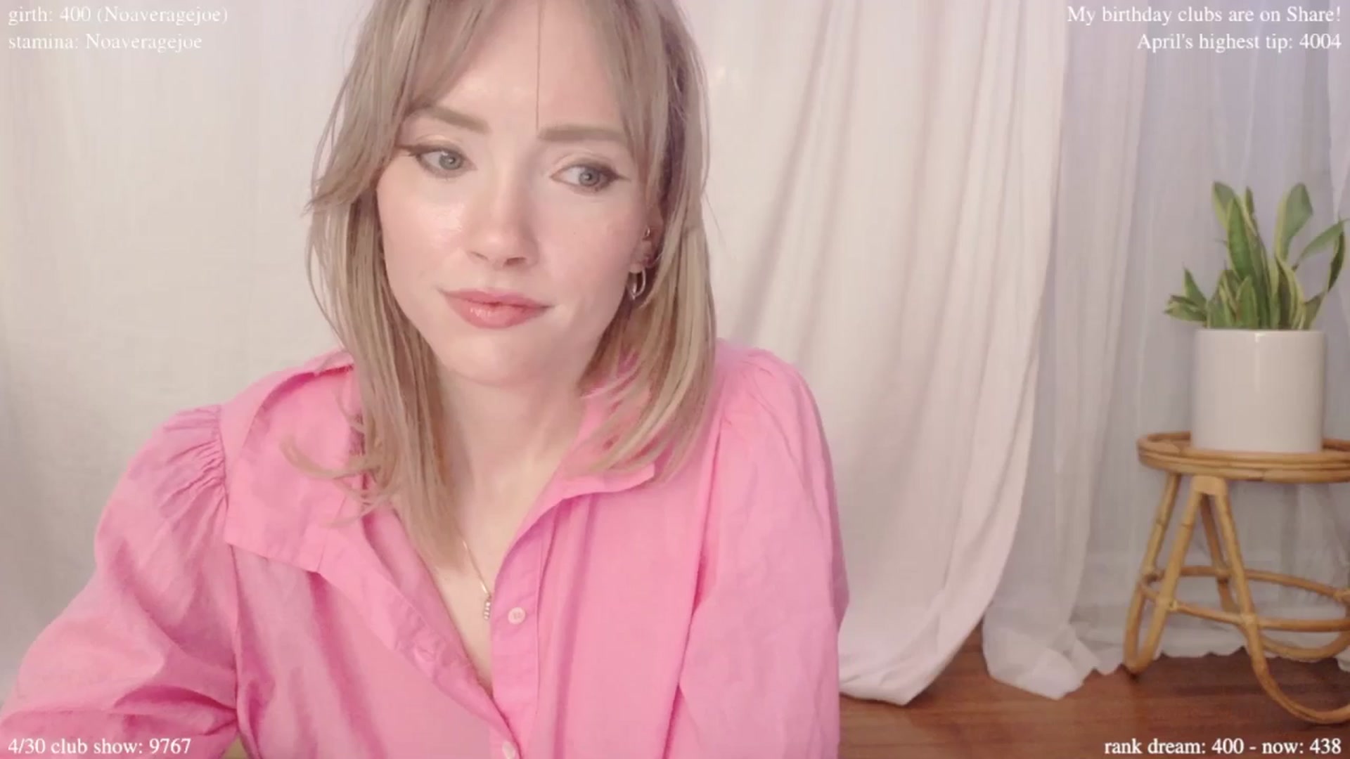 Gallery image thumbnail from bdaycolette's myfreecams stream on, 04/28/2025, 20:02 image 7 of 20