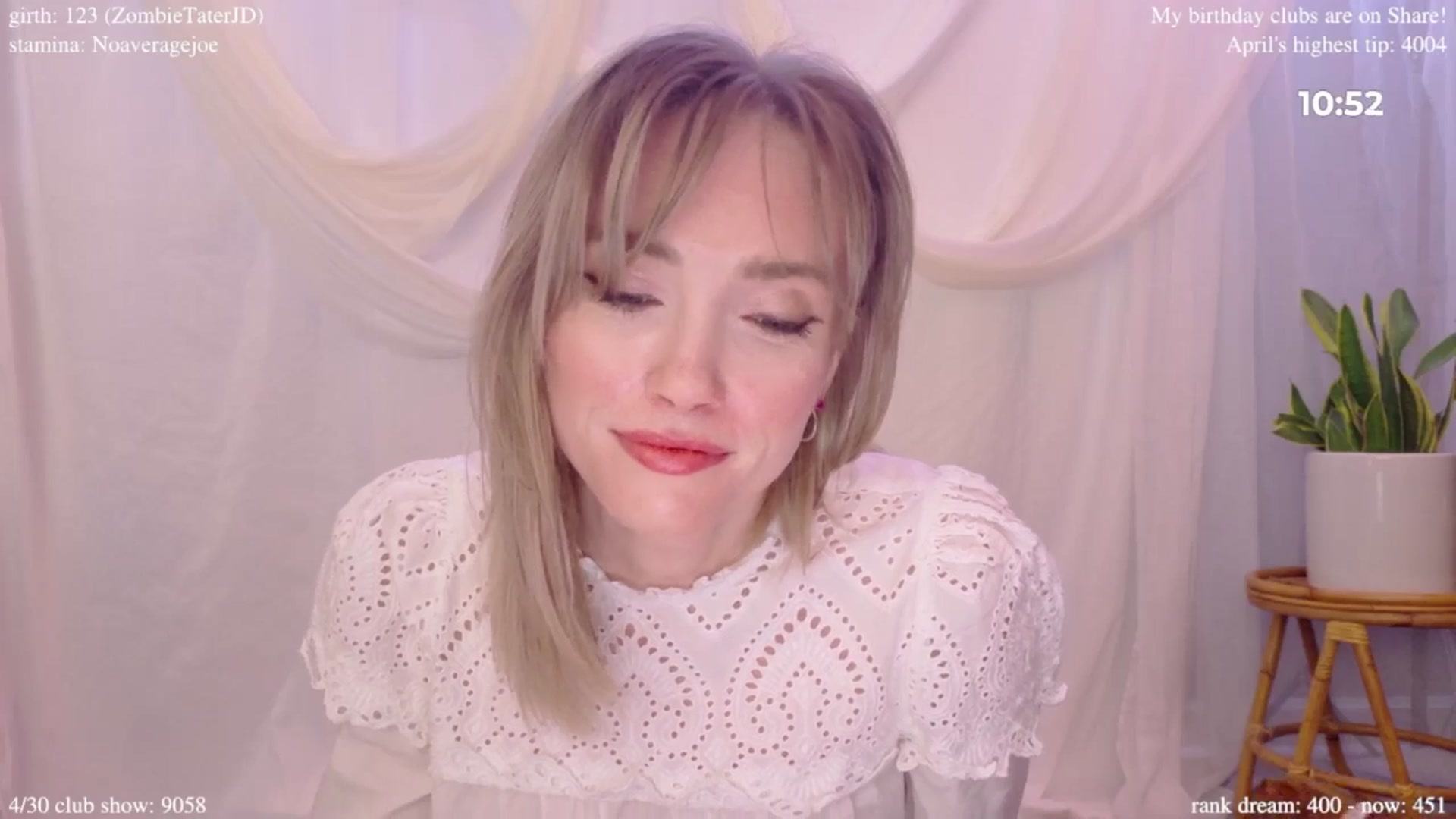 Gallery image thumbnail from bdaycolette's myfreecams stream on, 04/29/2025, 19:36 image 3 of 20