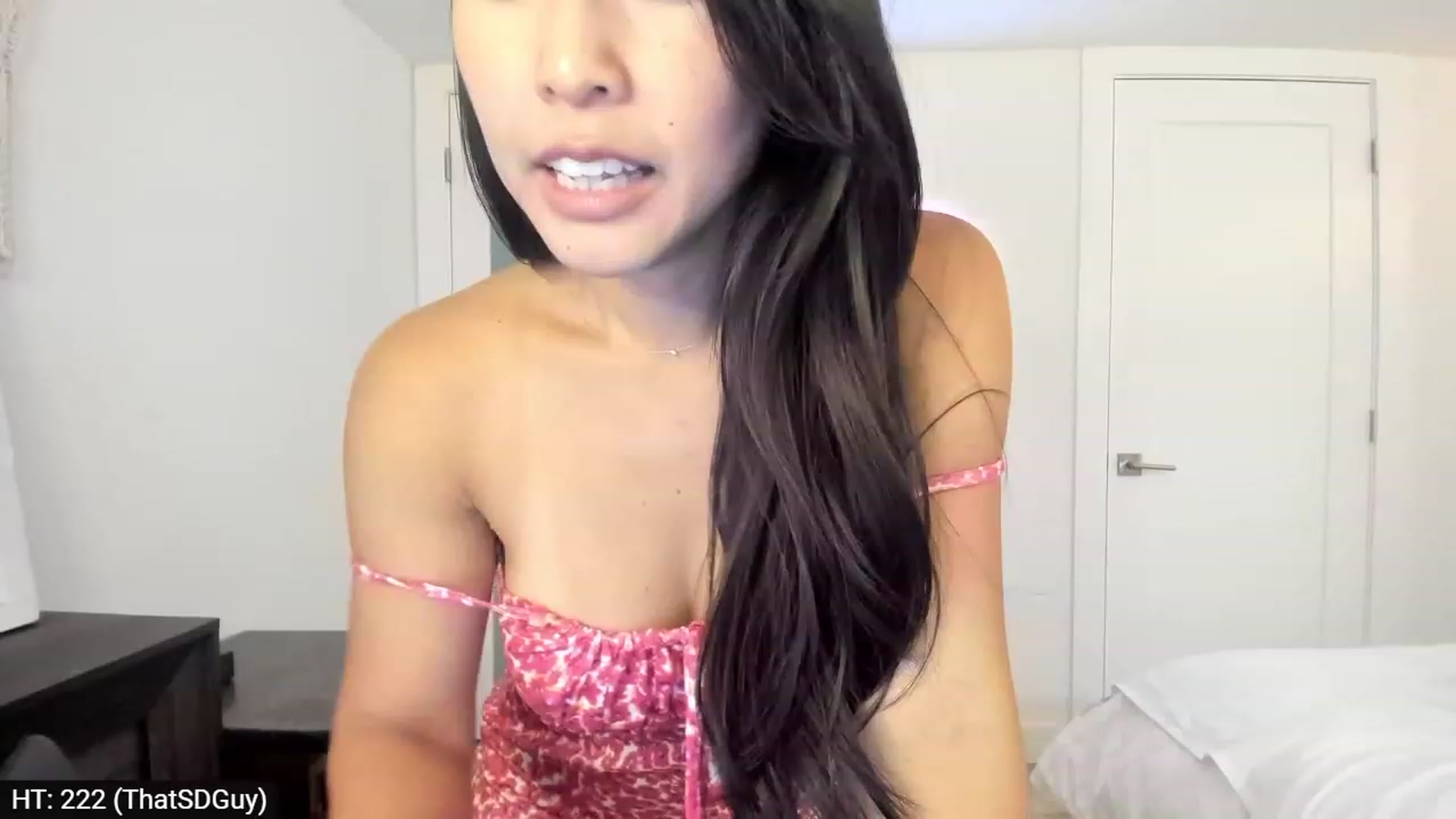 Gallery image thumbnail from bdaycutie's myfreecams stream on, 09/06/2023, 19:22 image 8 of 20
