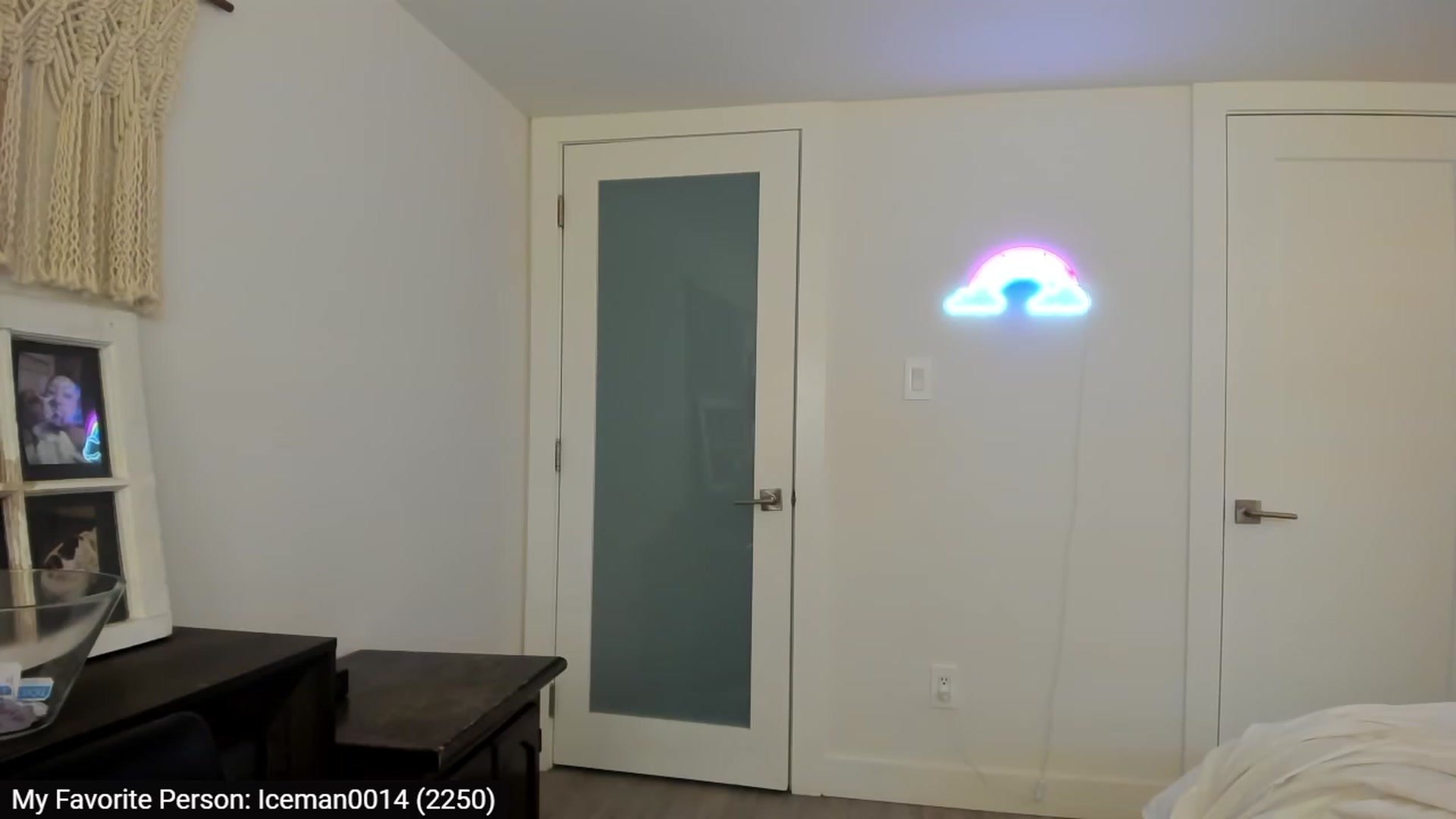 Gallery image thumbnail from bdaycutie's myfreecams stream on, 09/08/2023, 19:18 image 15 of 20