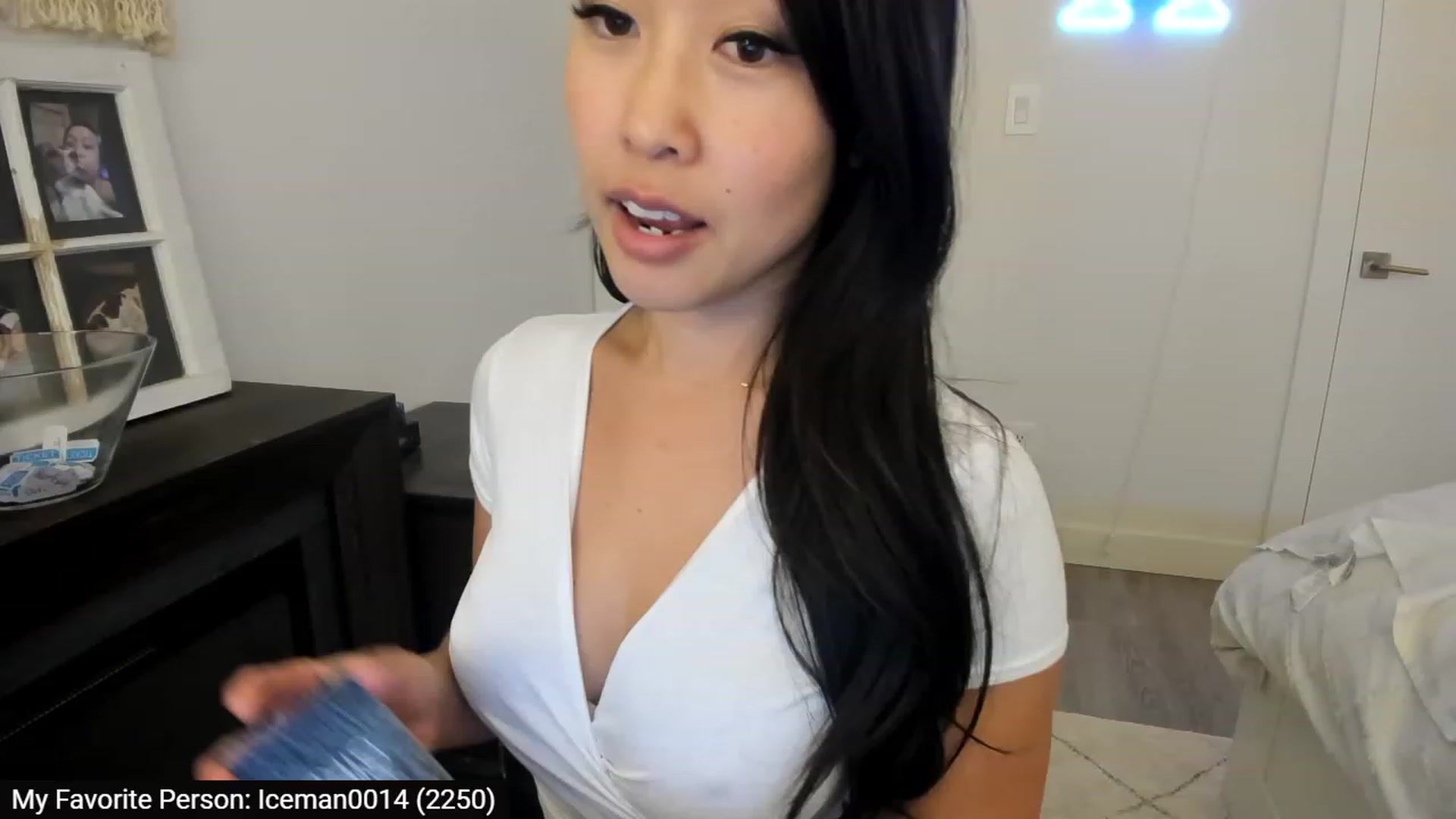 Gallery image thumbnail from bdaycutie's myfreecams stream on, 09/08/2023, 19:18 image 1 of 20