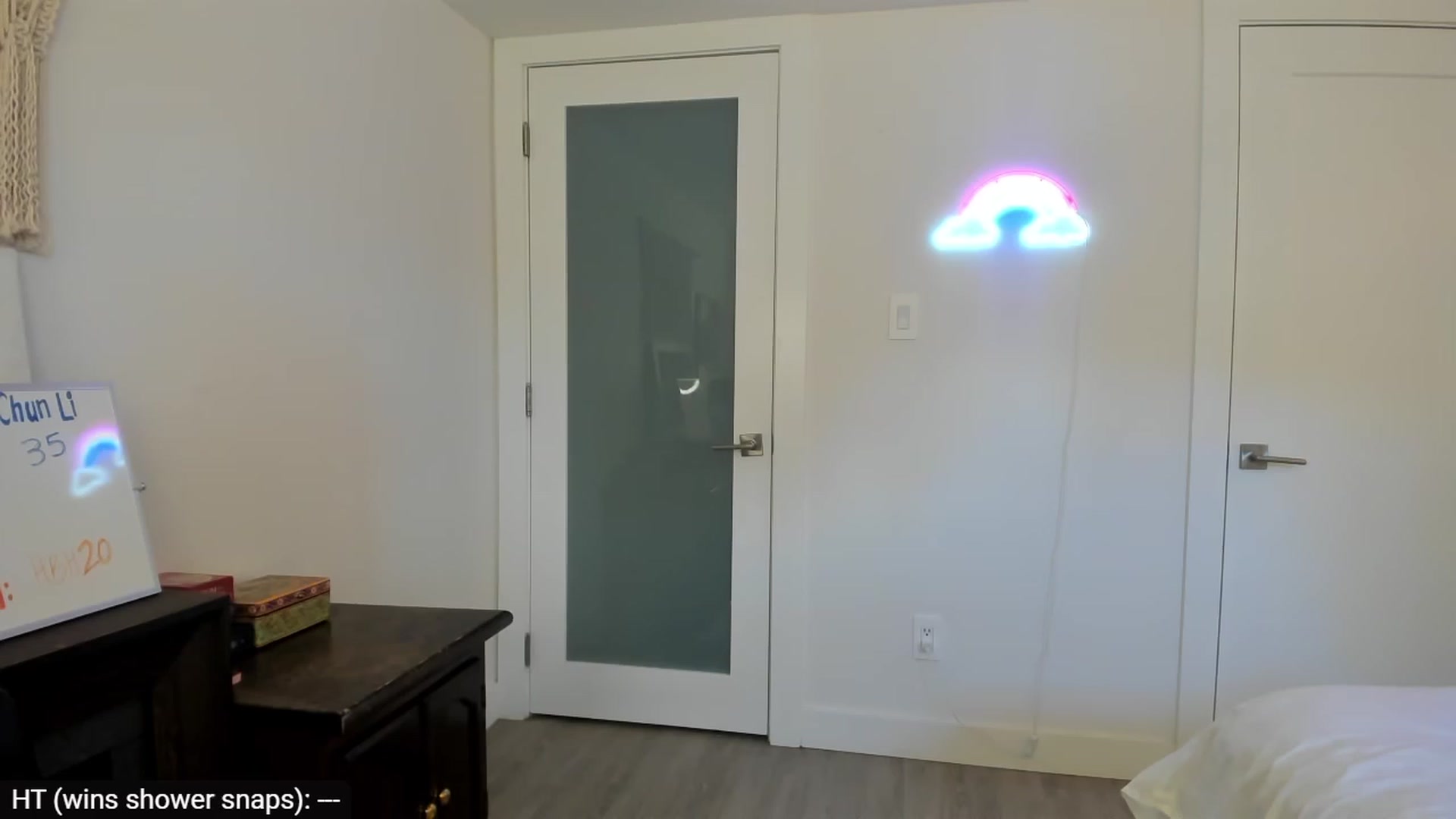 Gallery image thumbnail from bdaycutie's myfreecams stream on, 09/18/2023, 19:22 image 11 of 20